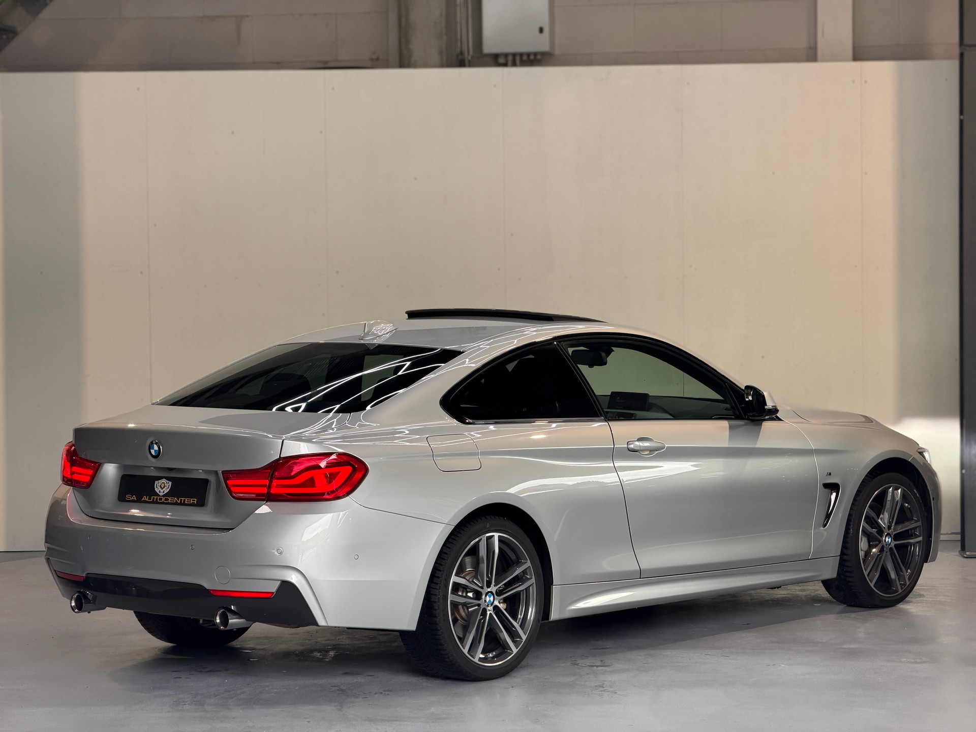 BMW 440i Coupé xDrive M Sport Steptronic-image-5