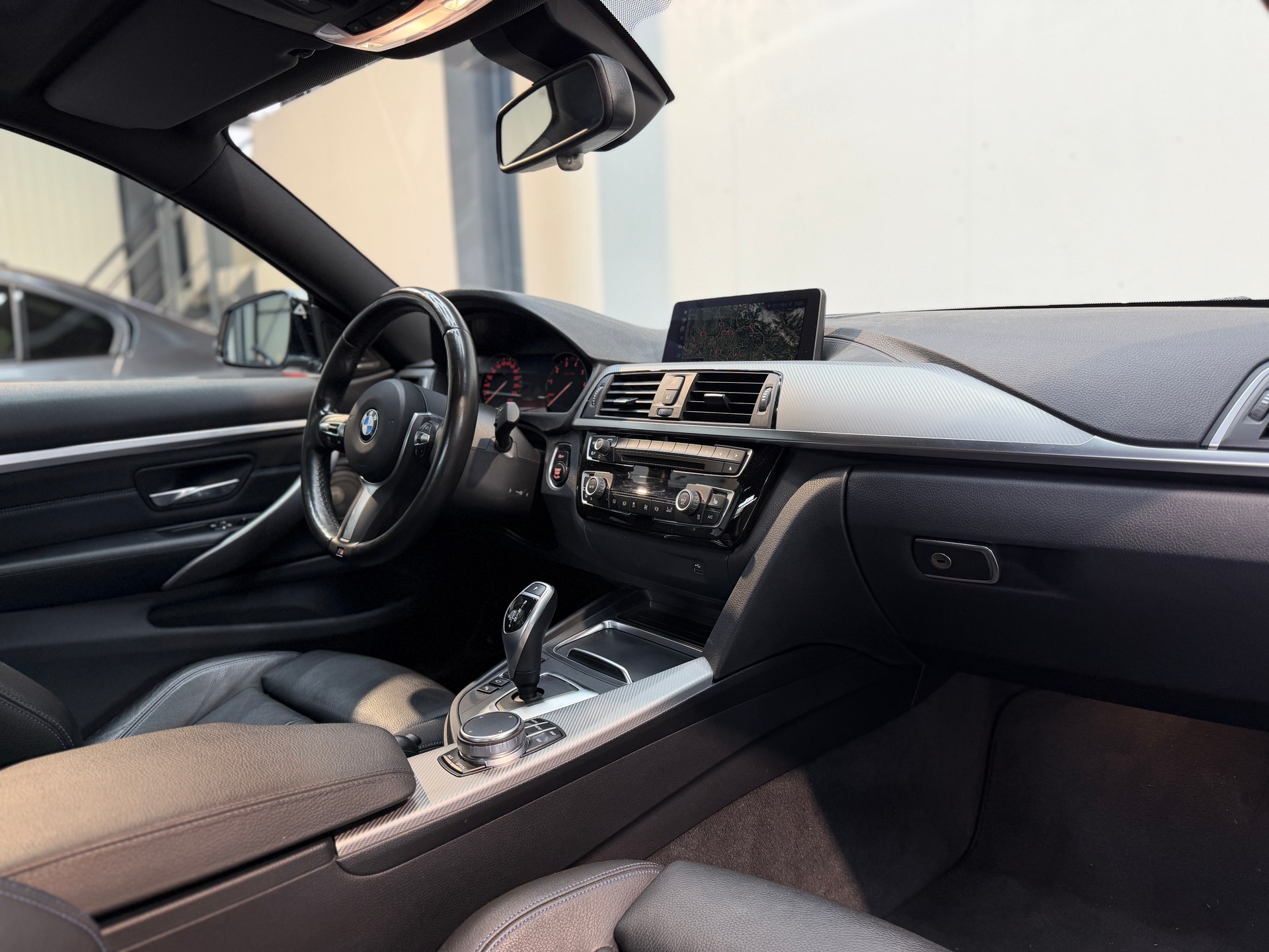 BMW 440i Coupé xDrive M Sport Steptronic-image-9