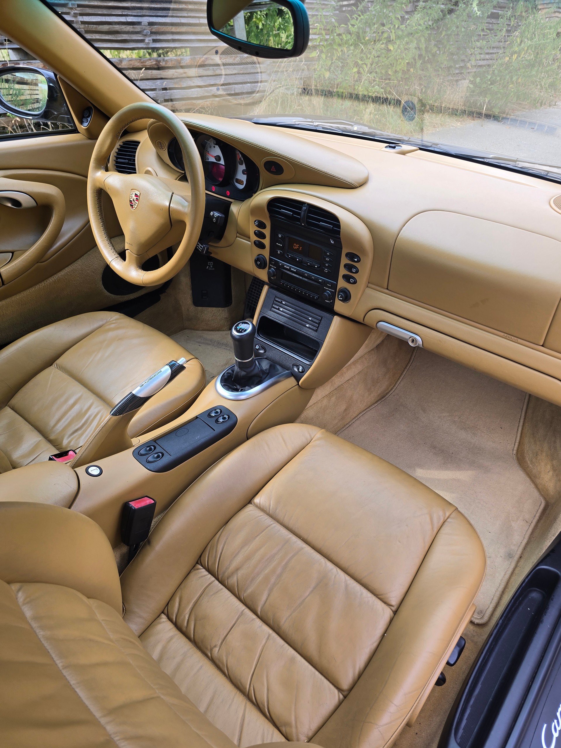 PORSCHE 911 Carrera 4 S-image-14