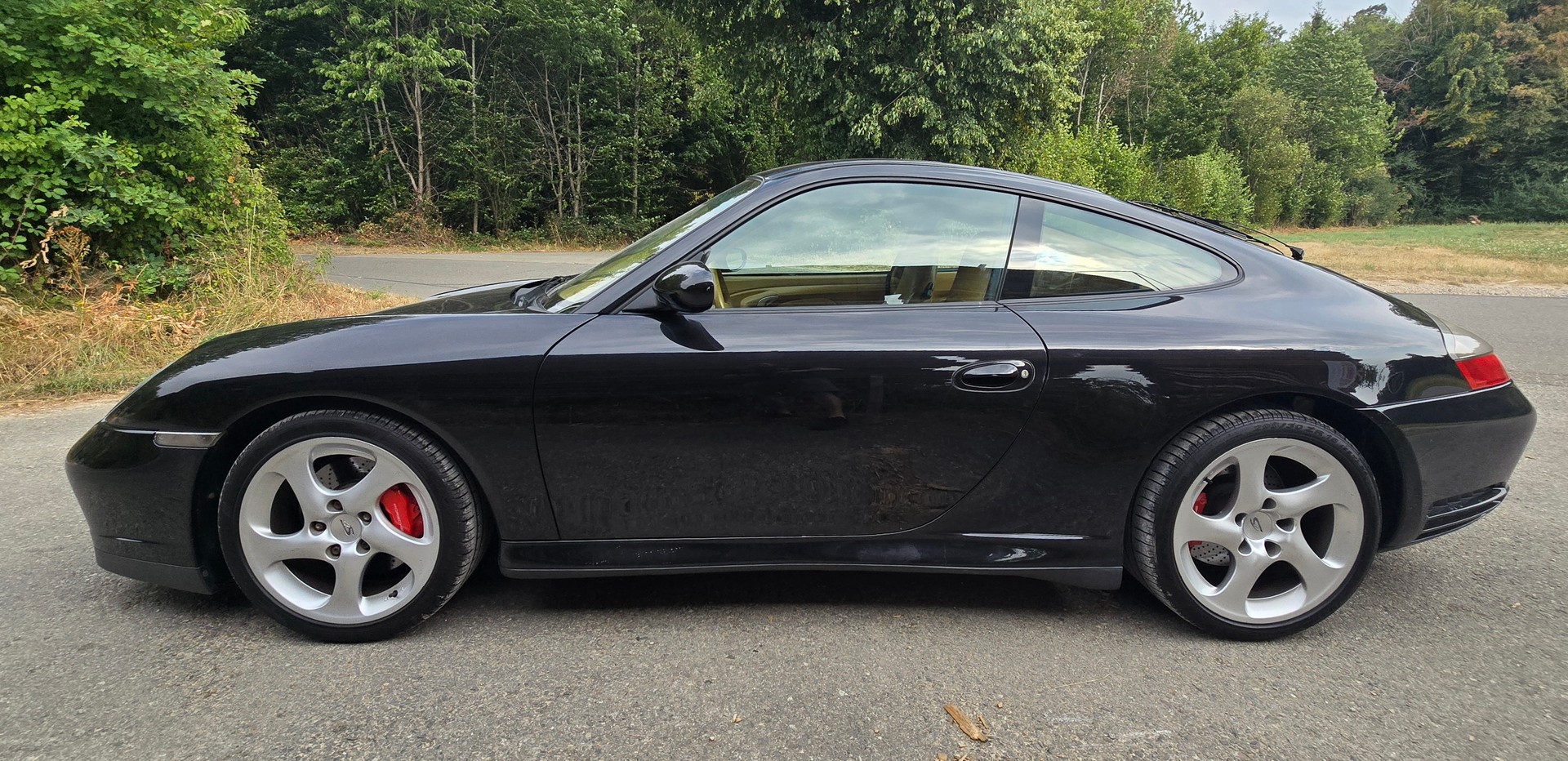 PORSCHE 911 Carrera 4 S-image-4
