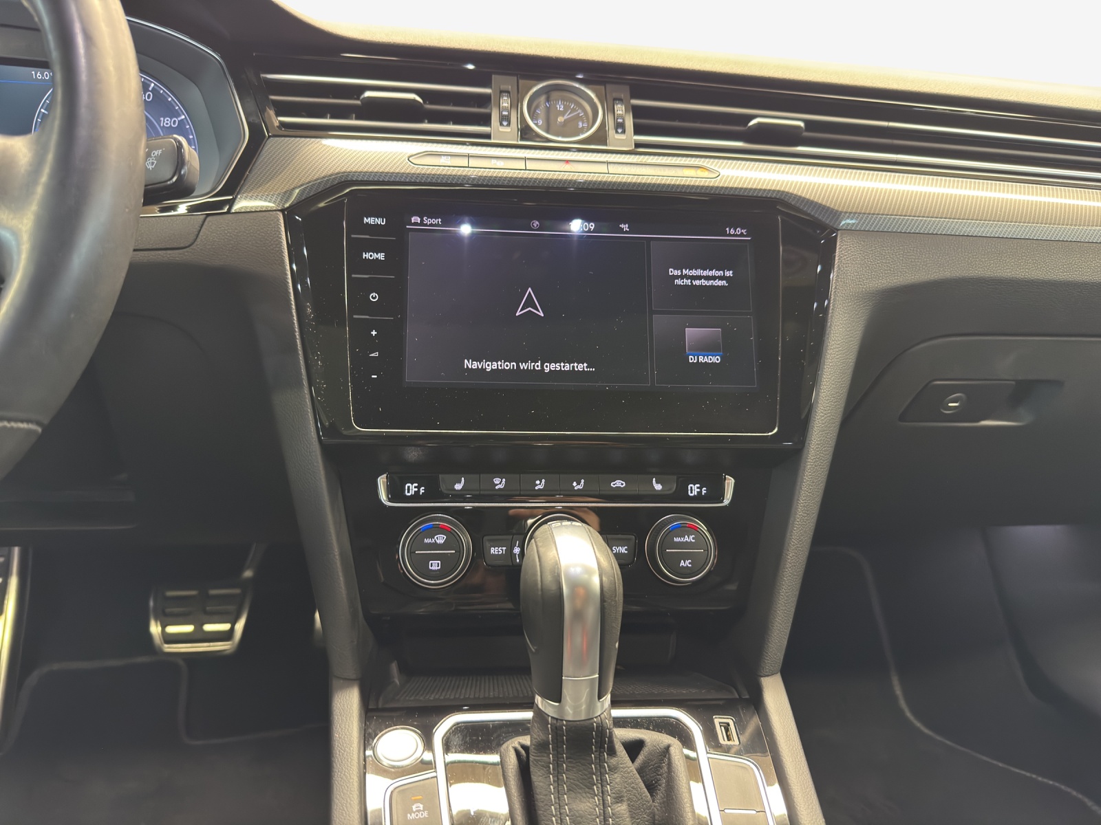 VW Arteon 2.0 TSI BMT R-Line 4Motion DSG-image-10