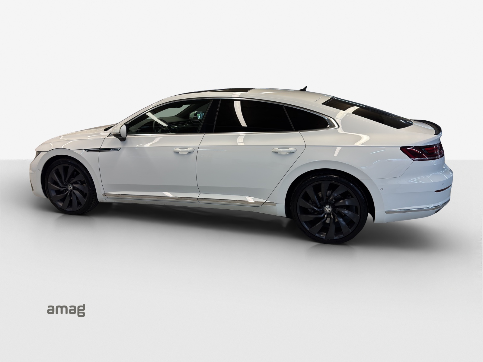 VW Arteon 2.0 TSI BMT R-Line 4Motion DSG-image-2