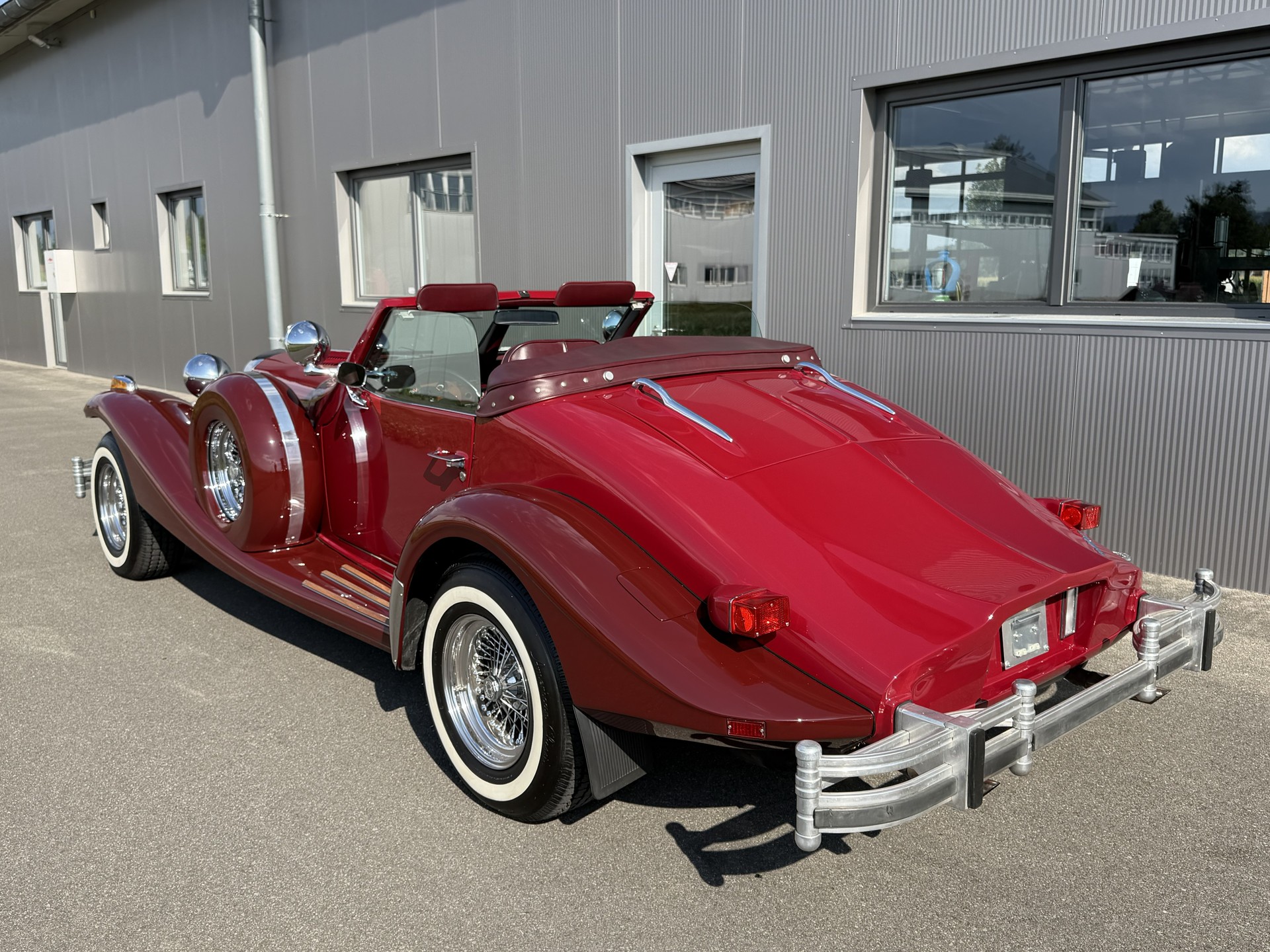 EXCALIBUR Roadster-image-3