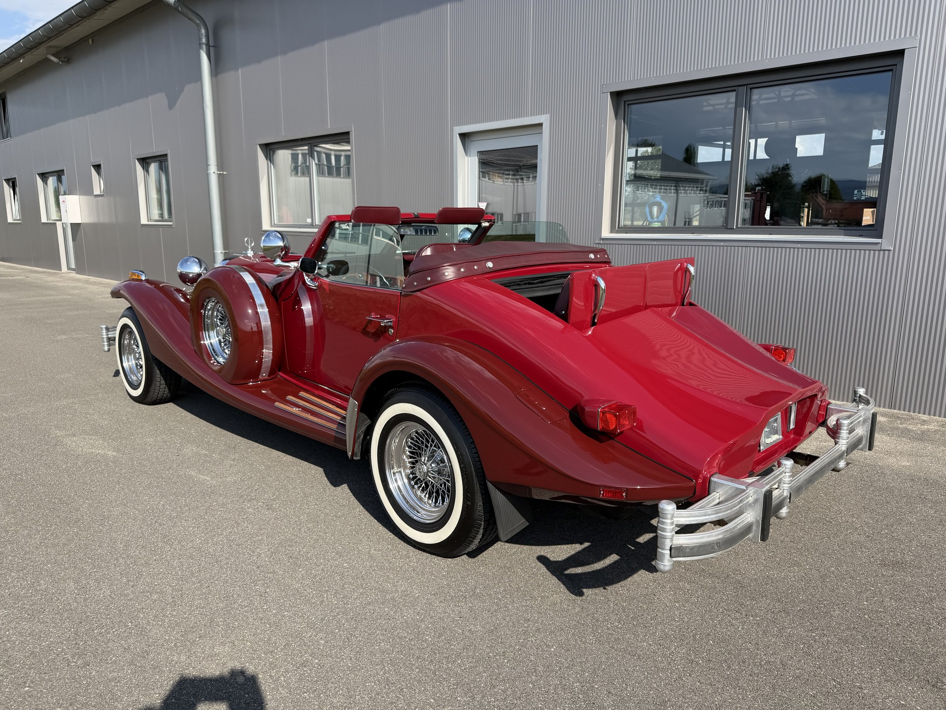 EXCALIBUR Roadster-image-12