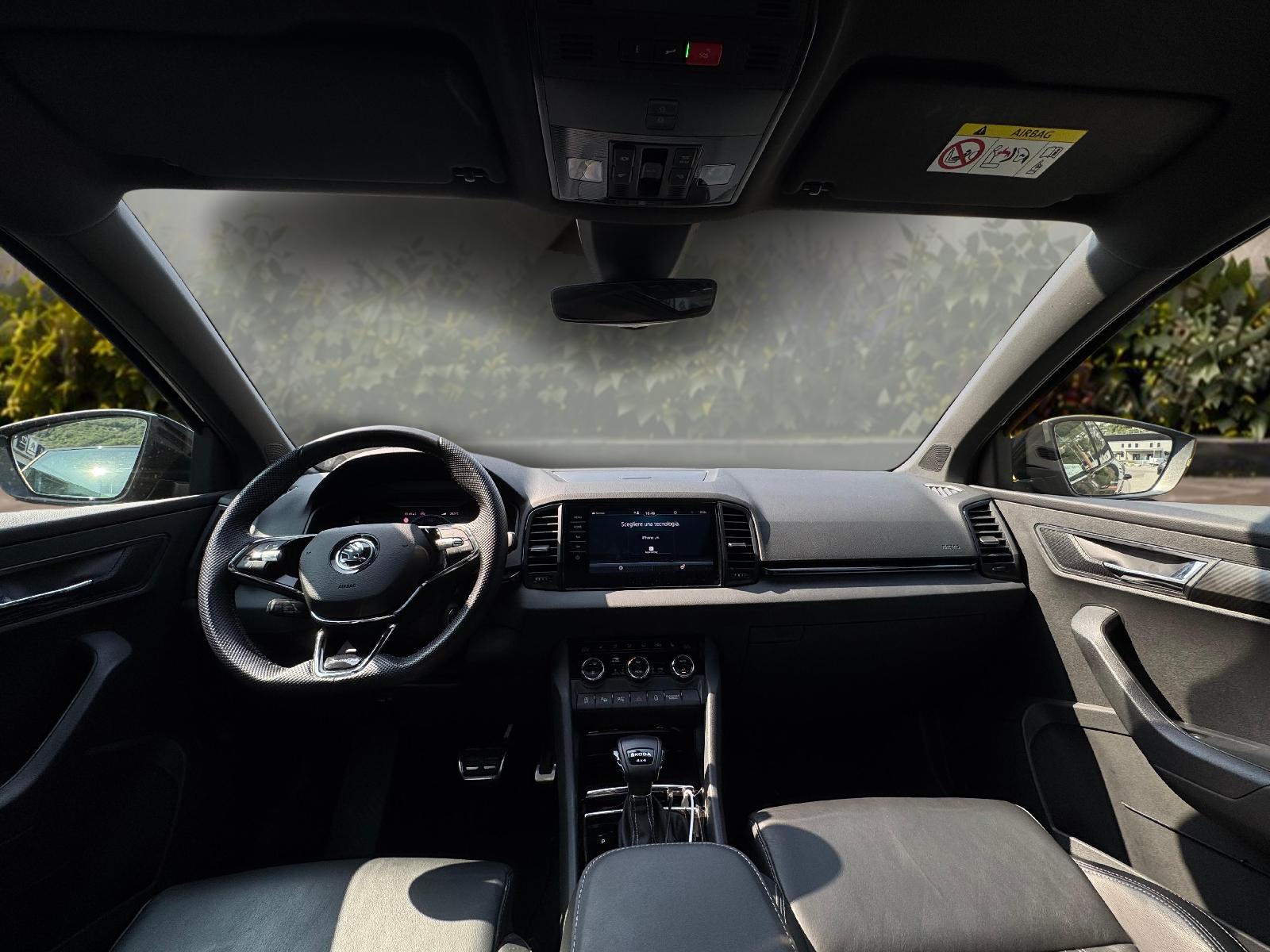 SKODA Karoq 2.0 TSI SportLine 4x4 DSG-image-8
