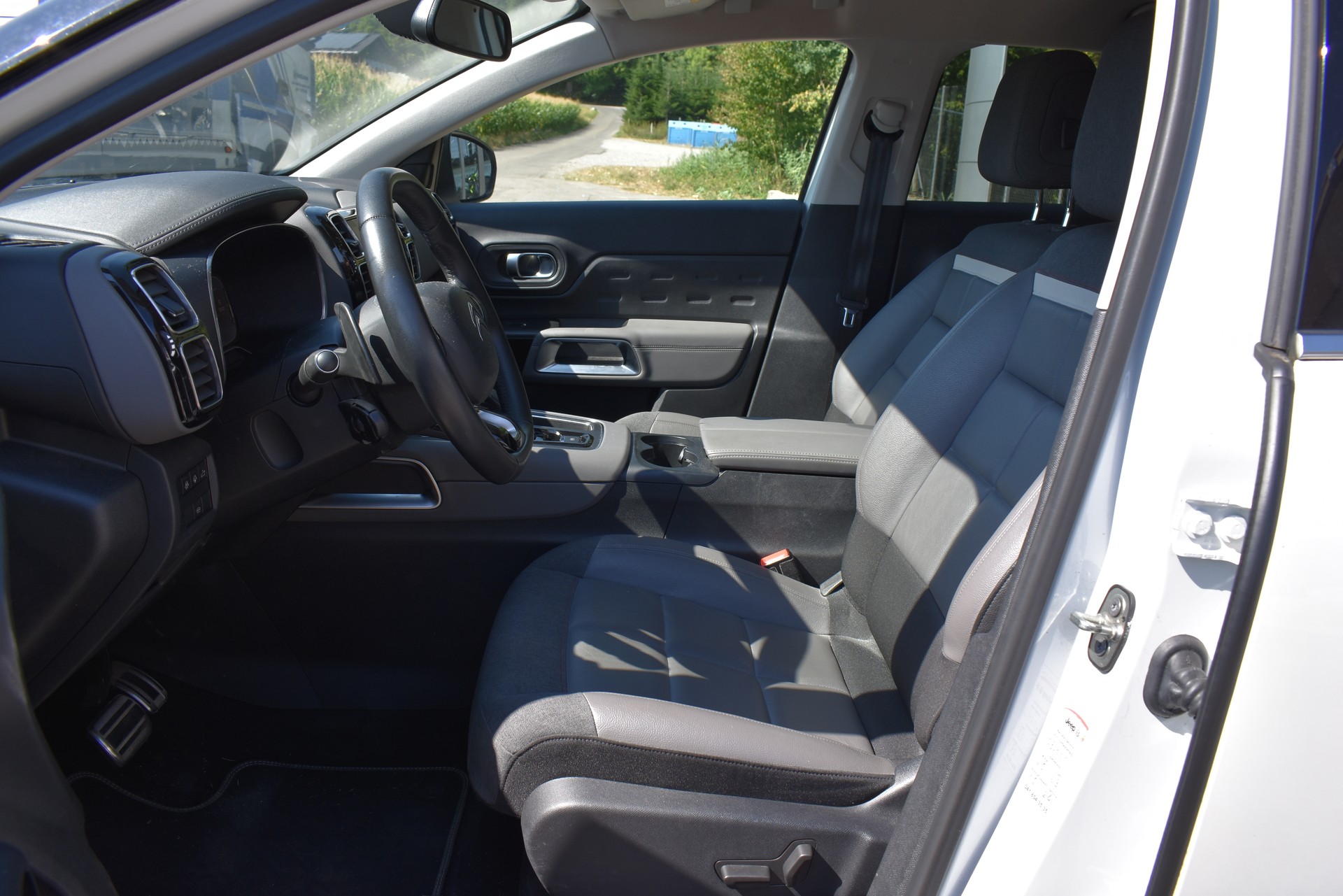 CITROEN C5 Aircross 1.6i PureTech Feel EAT8-image-11