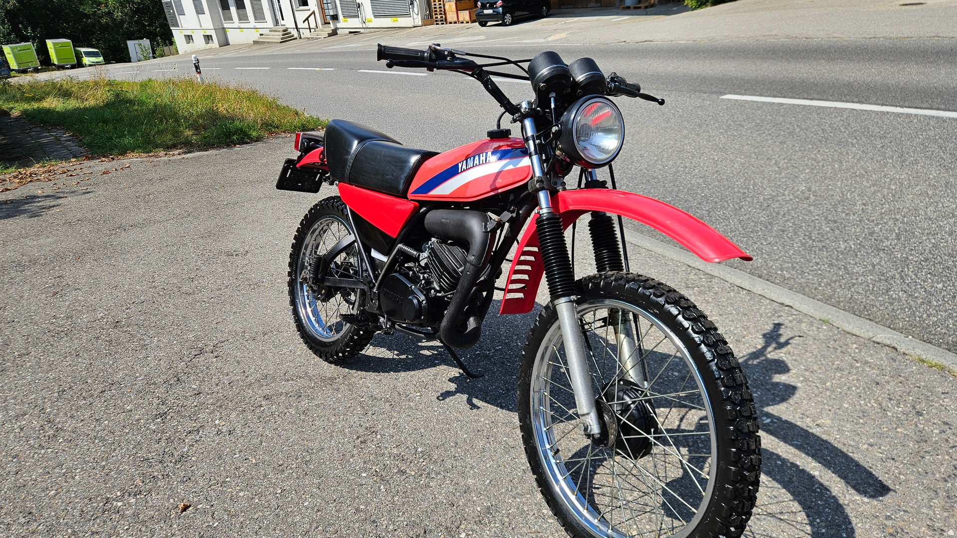 YAMAHA DT 125 MX-image-1