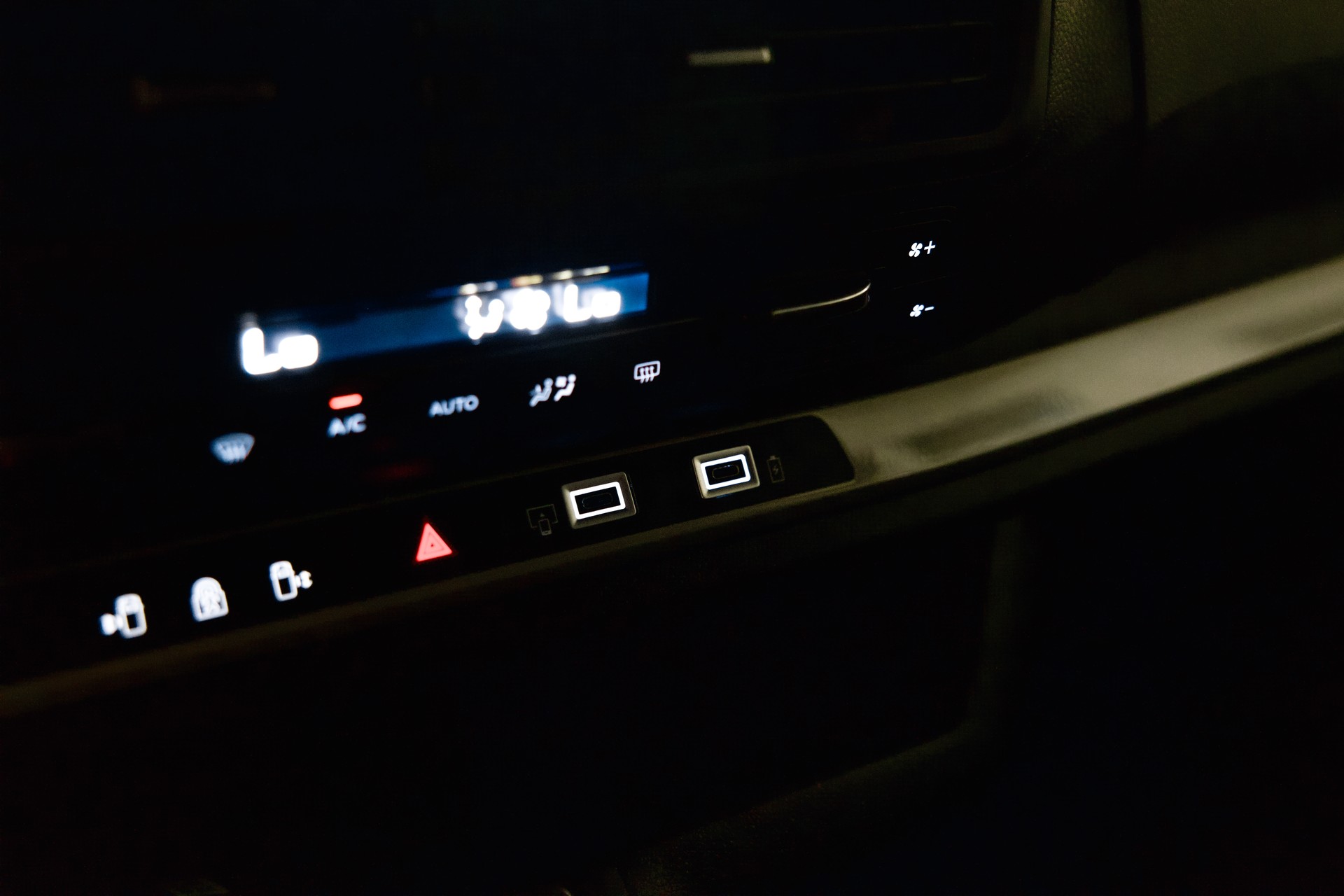 CITROEN Spacetourer 2.0 BlueHDi Max M EAT8 VIP-image-32
