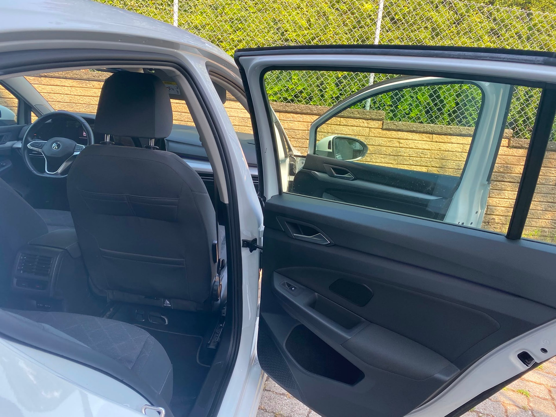 VW 1.5 eTSI Life SELECTION DSG-image-9