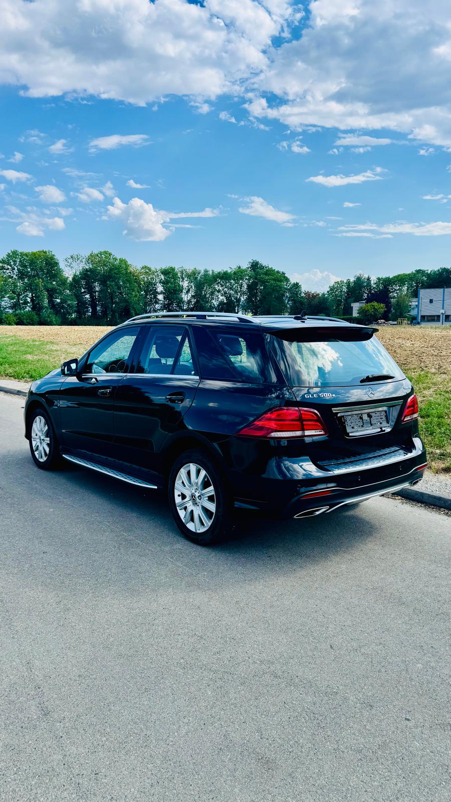 MERCEDES-BENZ GLE 500 e 4Matic 7G-Tronic-image-2
