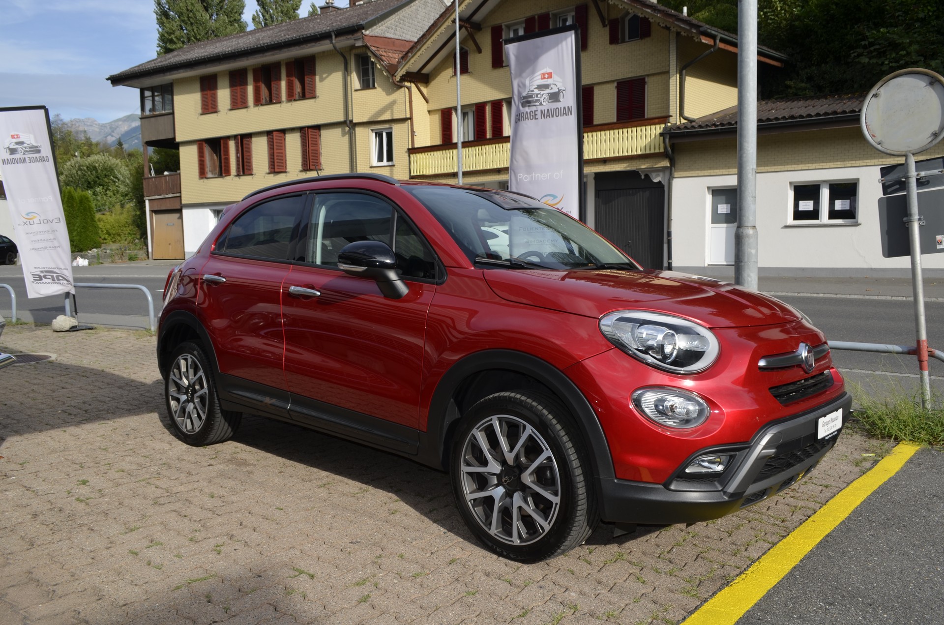 FIAT 500X 2.0 MJ Cross Plus 4x4-image-1