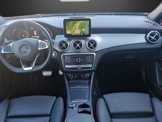 MERCEDES-BENZ GLA 250 AMG Line 4Matic-image-8