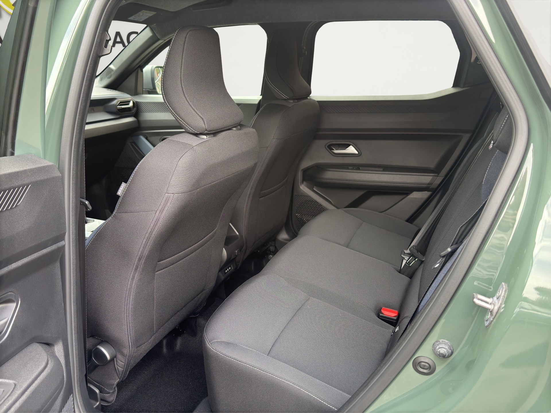 DACIA Duster HEV 140 Journey Safety Aut.-image-13