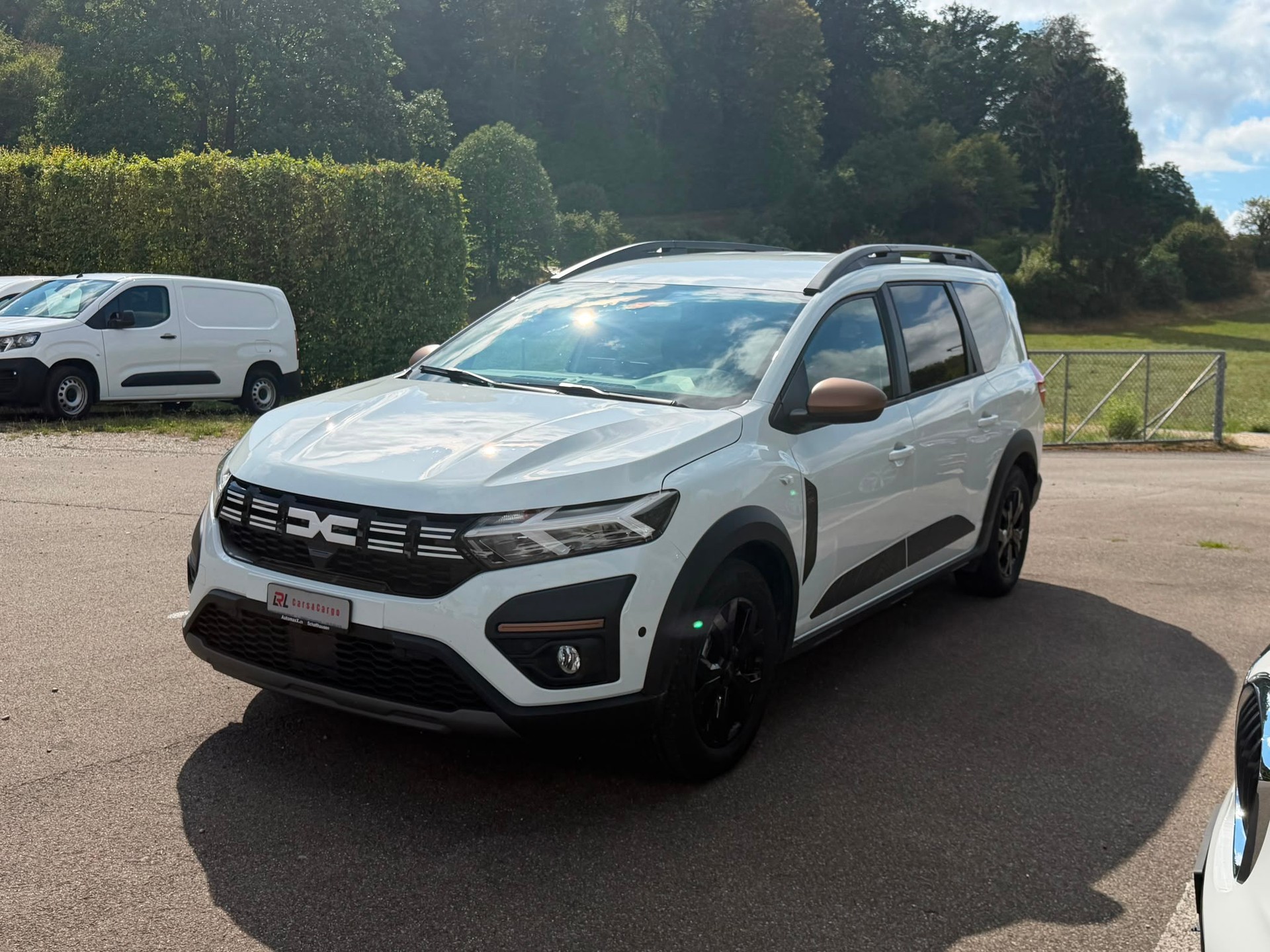 DACIA Jogger HEV 140 Extreme-image-2
