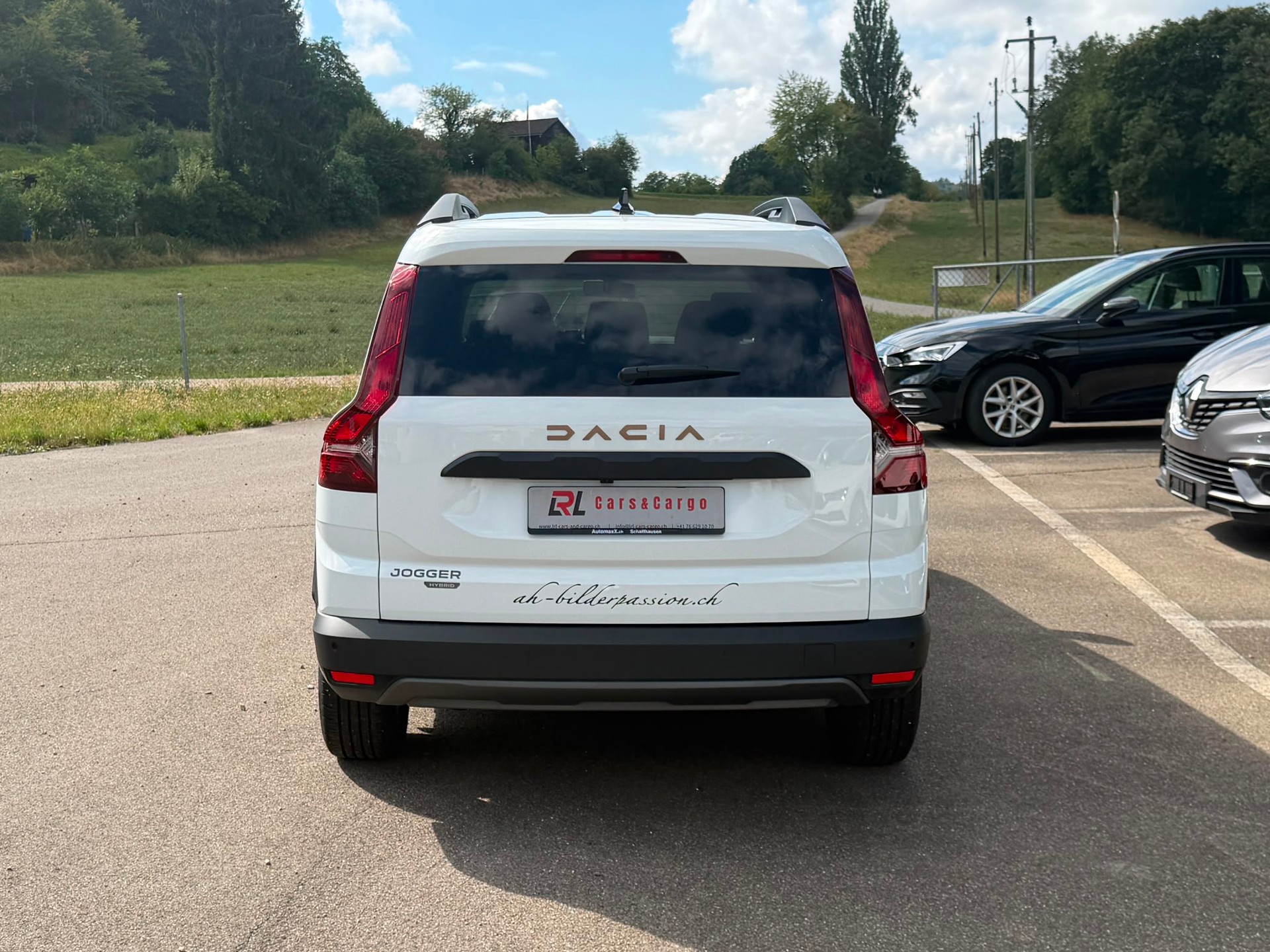 DACIA Jogger HEV 140 Extreme-image-5