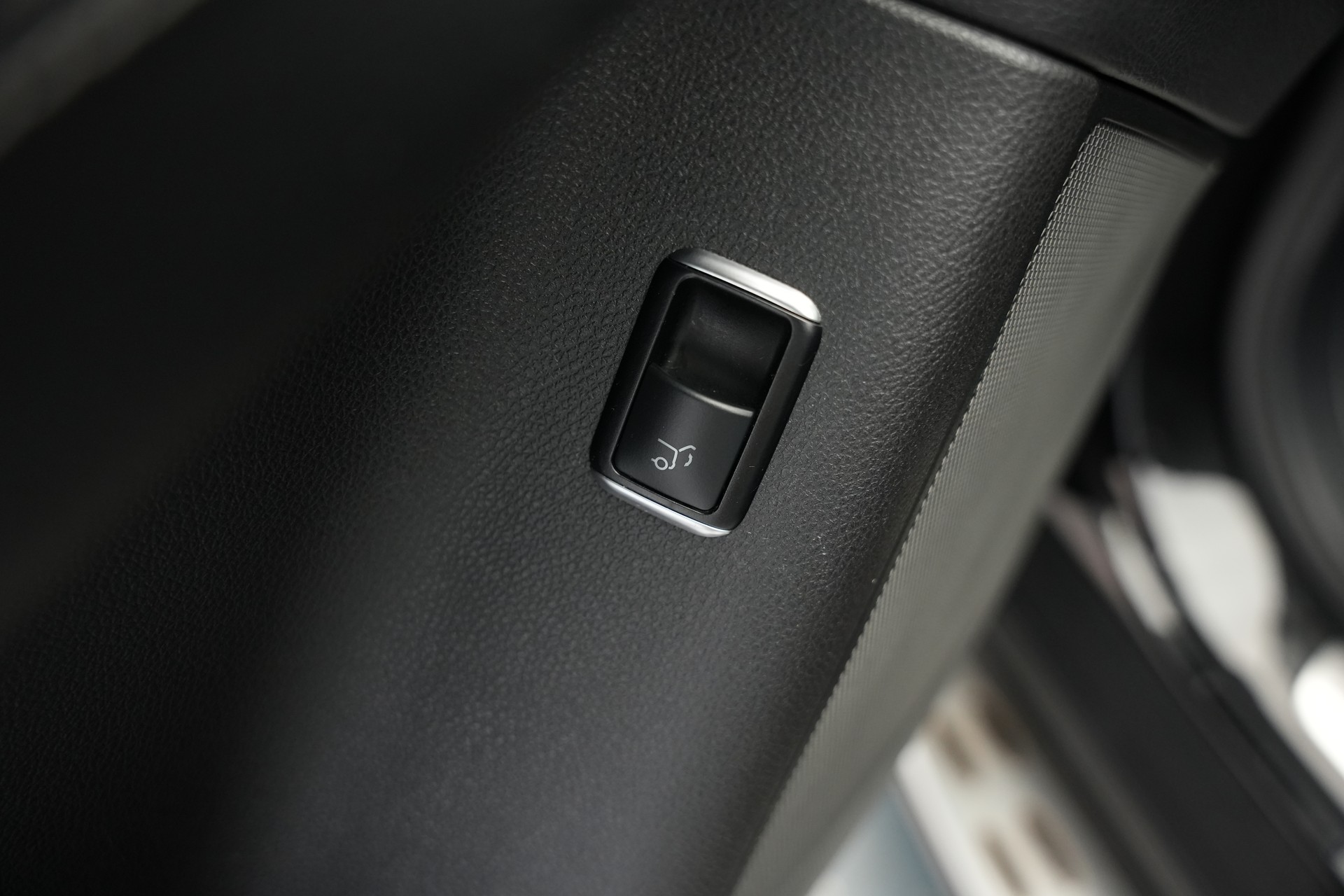 MERCEDES-BENZ ML 400 4Matic 7G-Tronic-image-19
