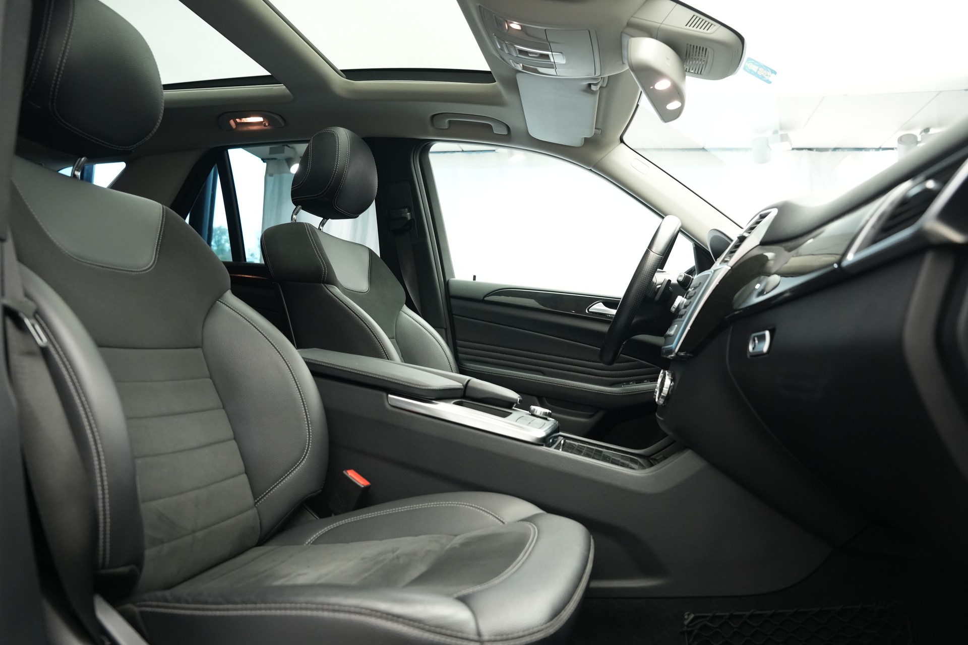 MERCEDES-BENZ ML 400 4Matic 7G-Tronic-image-13