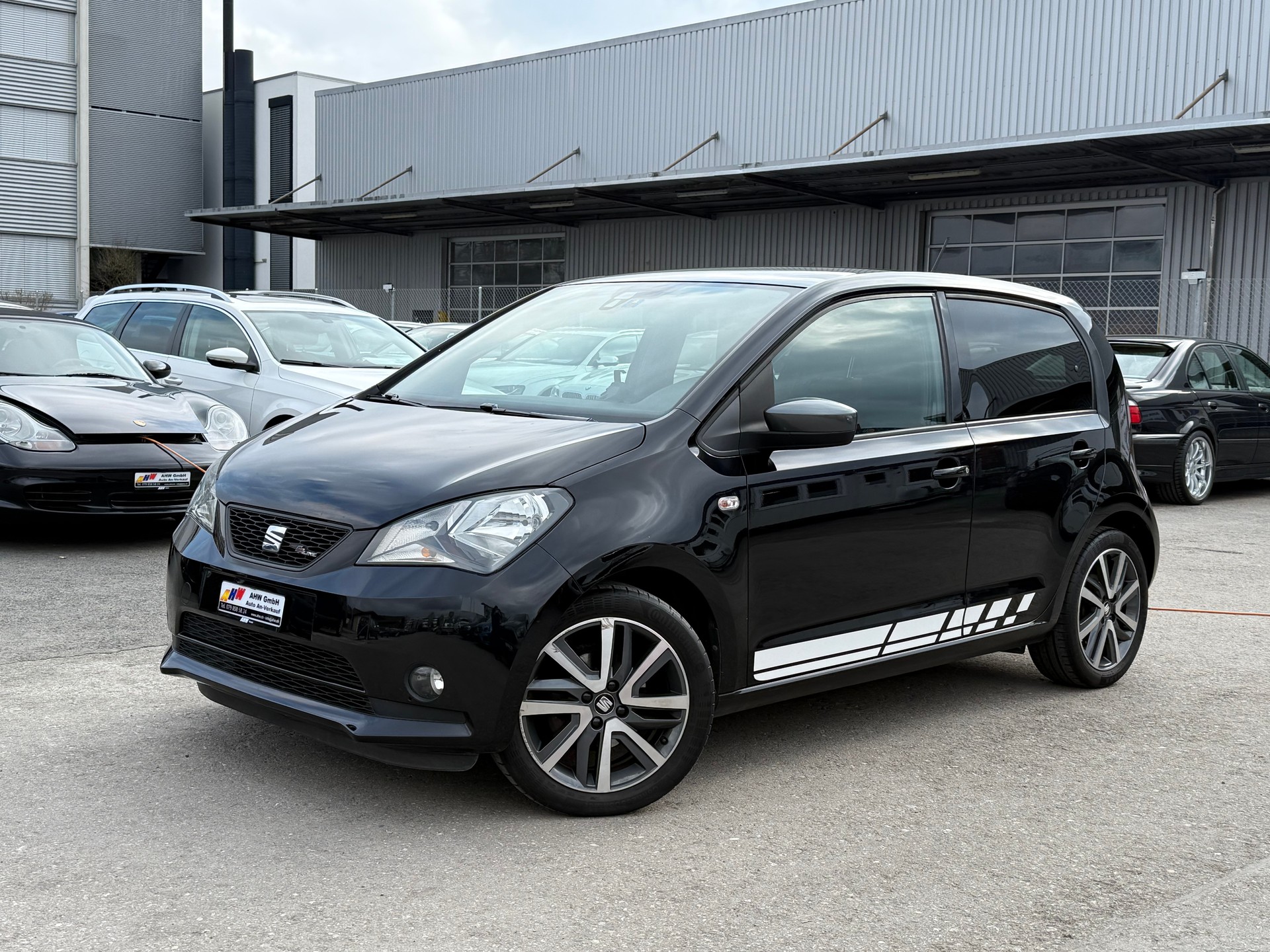 SEAT Mii 1.0 FR Line Eco / Frisch ab MFK & Service / 1 Jahr Garantie / 8-fach bereift / Bluetooth / Klimaautomatik / PDC-image-0
