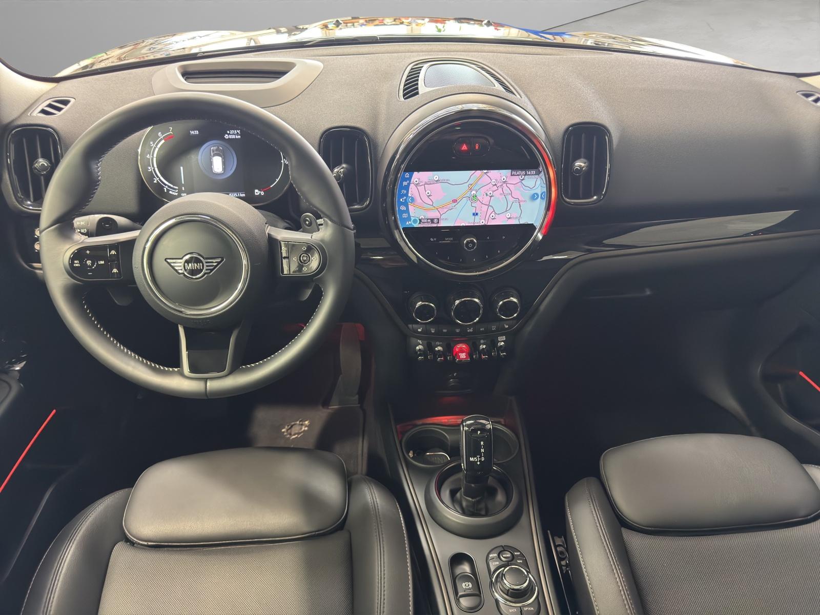 MINI Countryman F60 2.0i Cooper S SAG ALL4-image-9