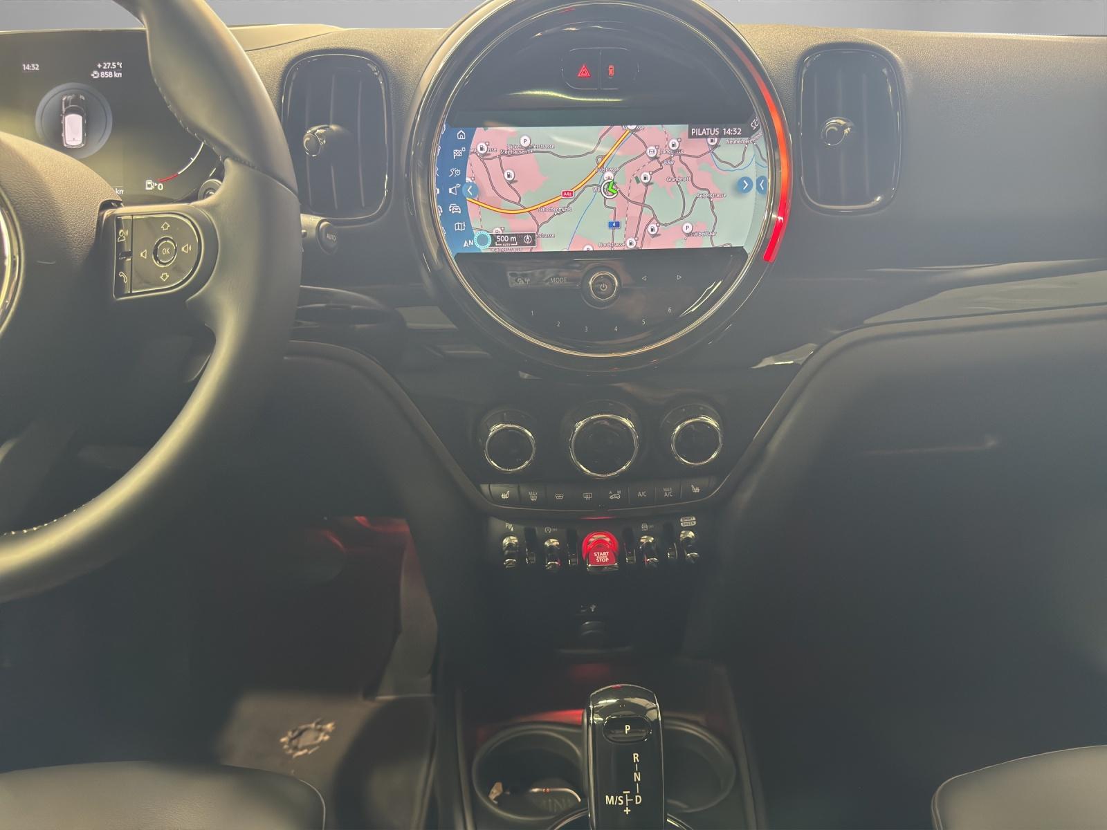 MINI Countryman F60 2.0i Cooper S SAG ALL4-image-11