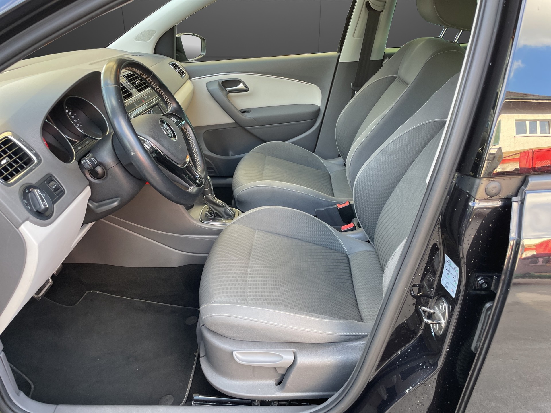 VW Polo 1.2 TSI BMT Comfortline DSG-image-14