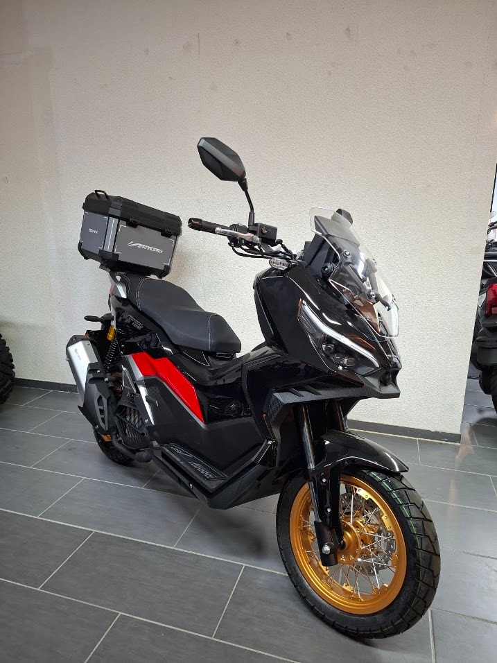 SWM Venturo 125