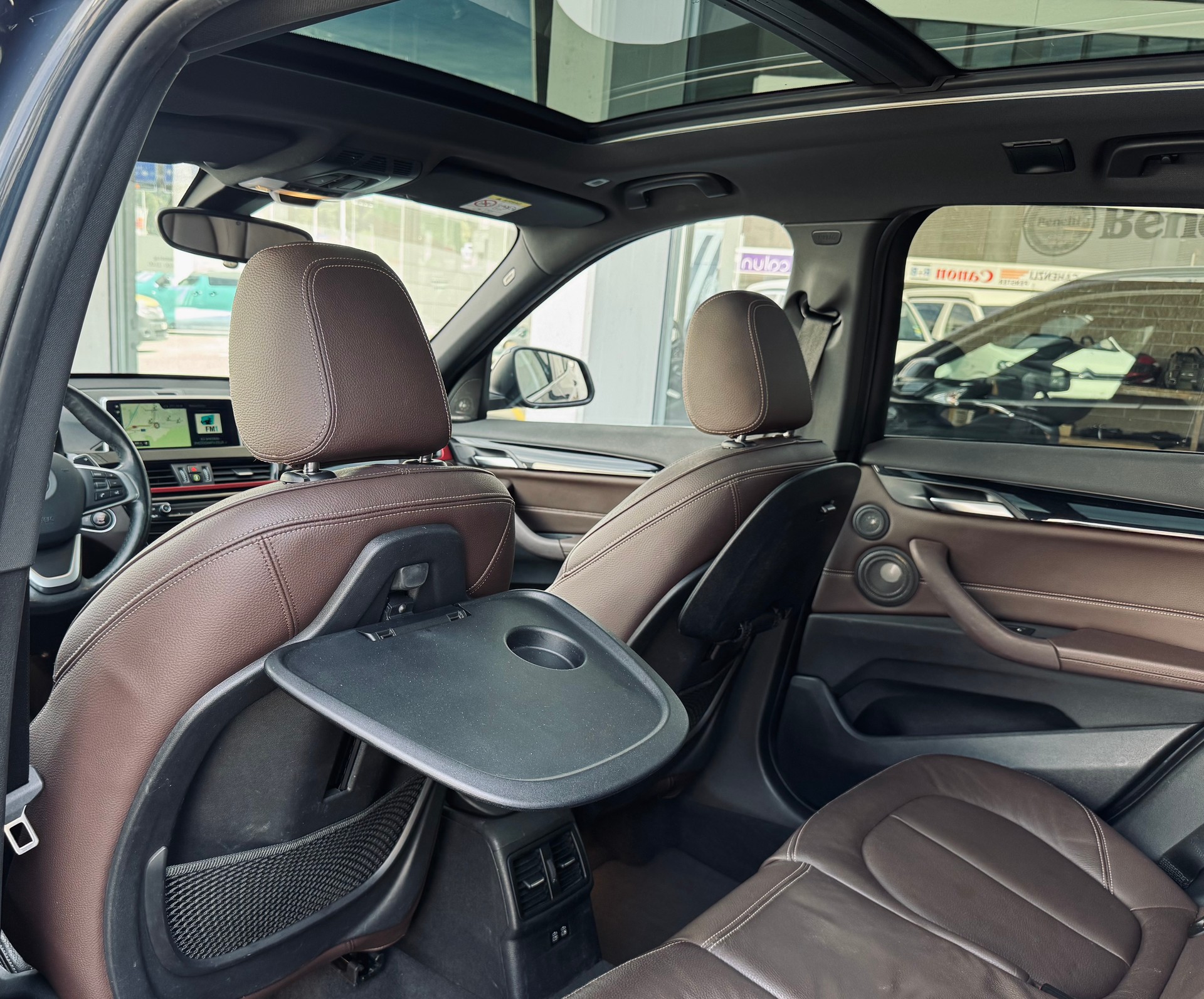 BMW X1 xDrive 18d Sport Line Steptronic-image-11