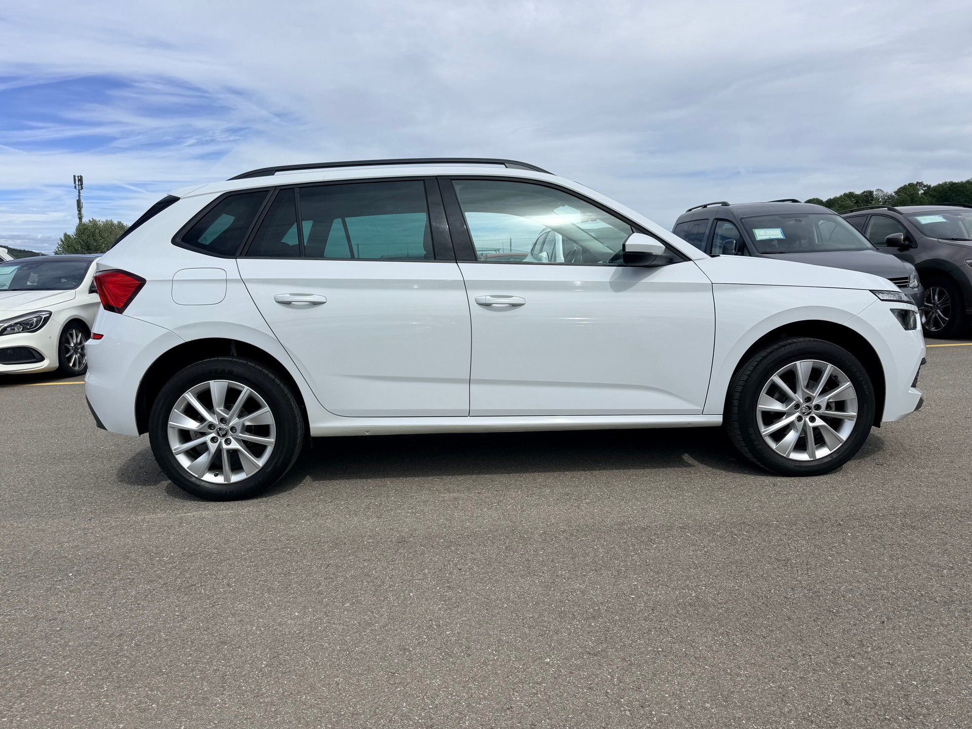 SKODA Kamiq 1.0 TSI Ambition DSG-image-5