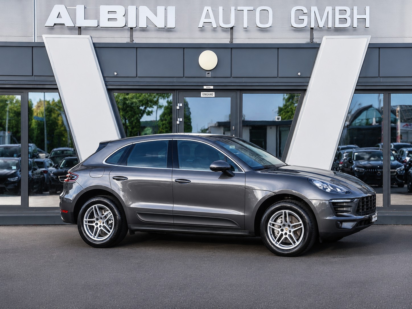 PORSCHE Macan 3.0 V6 S-image-1