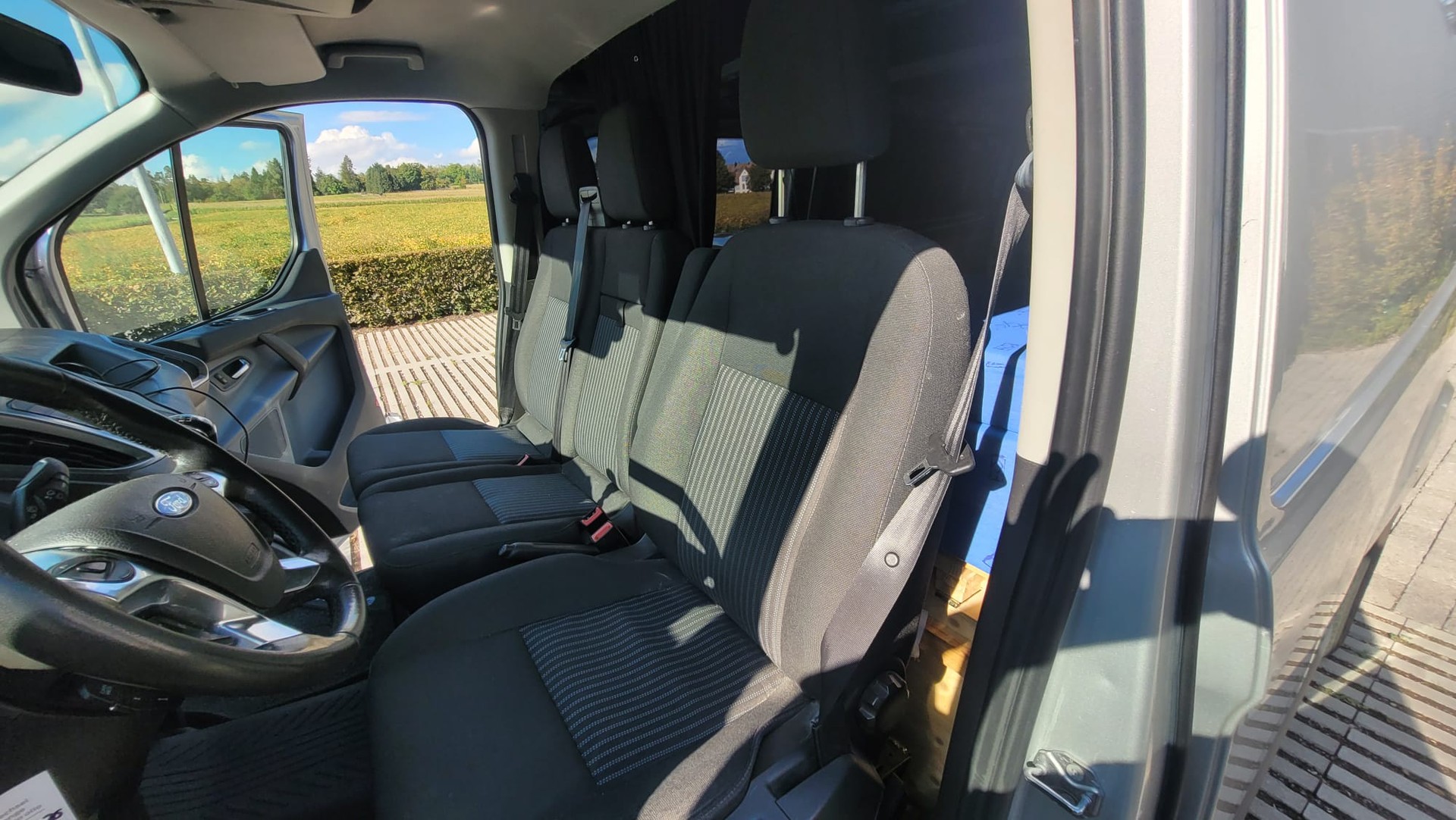 FORD 2.0 TDCi 130 Trend L2H1-image-2
