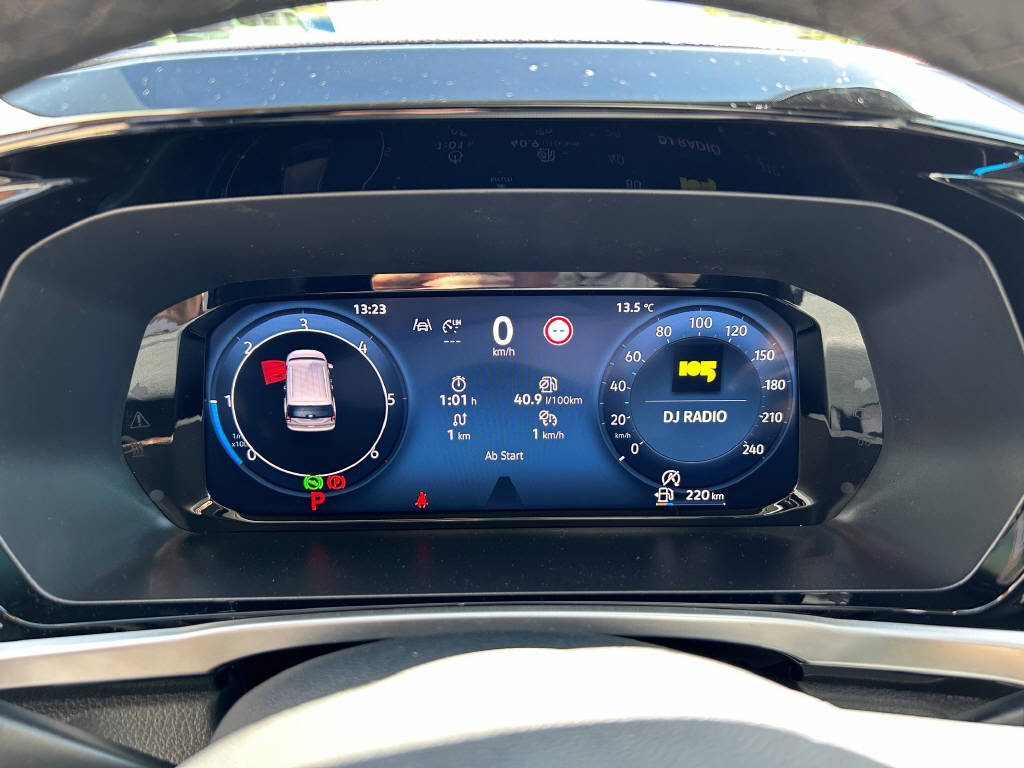 FORD TOURNEO CONNECT Grand 2.0 EcoBlue 122 Titanium-image-9