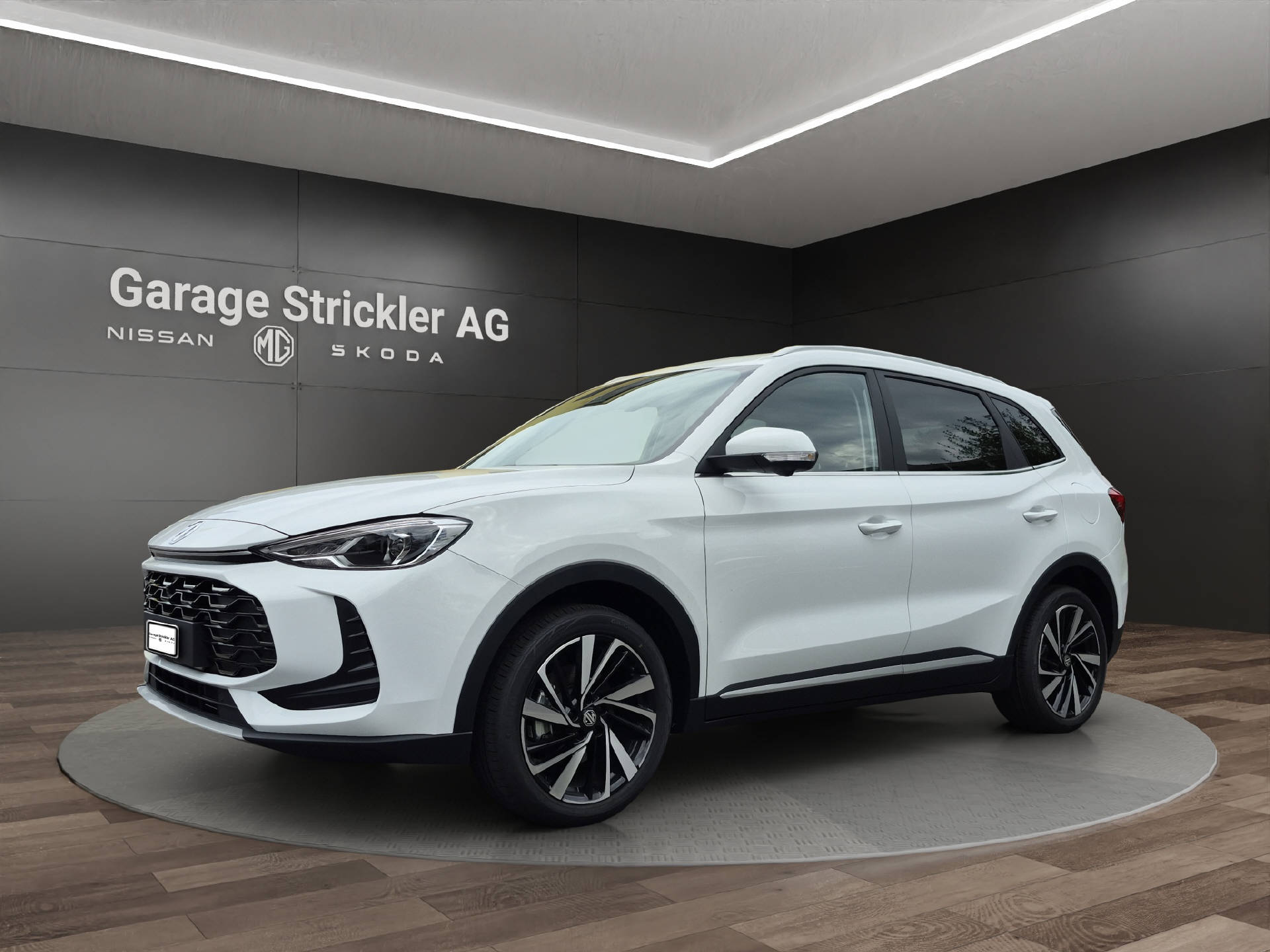 MG ZS 1.5 Hybrid+ Luxury Sunroof-image-0