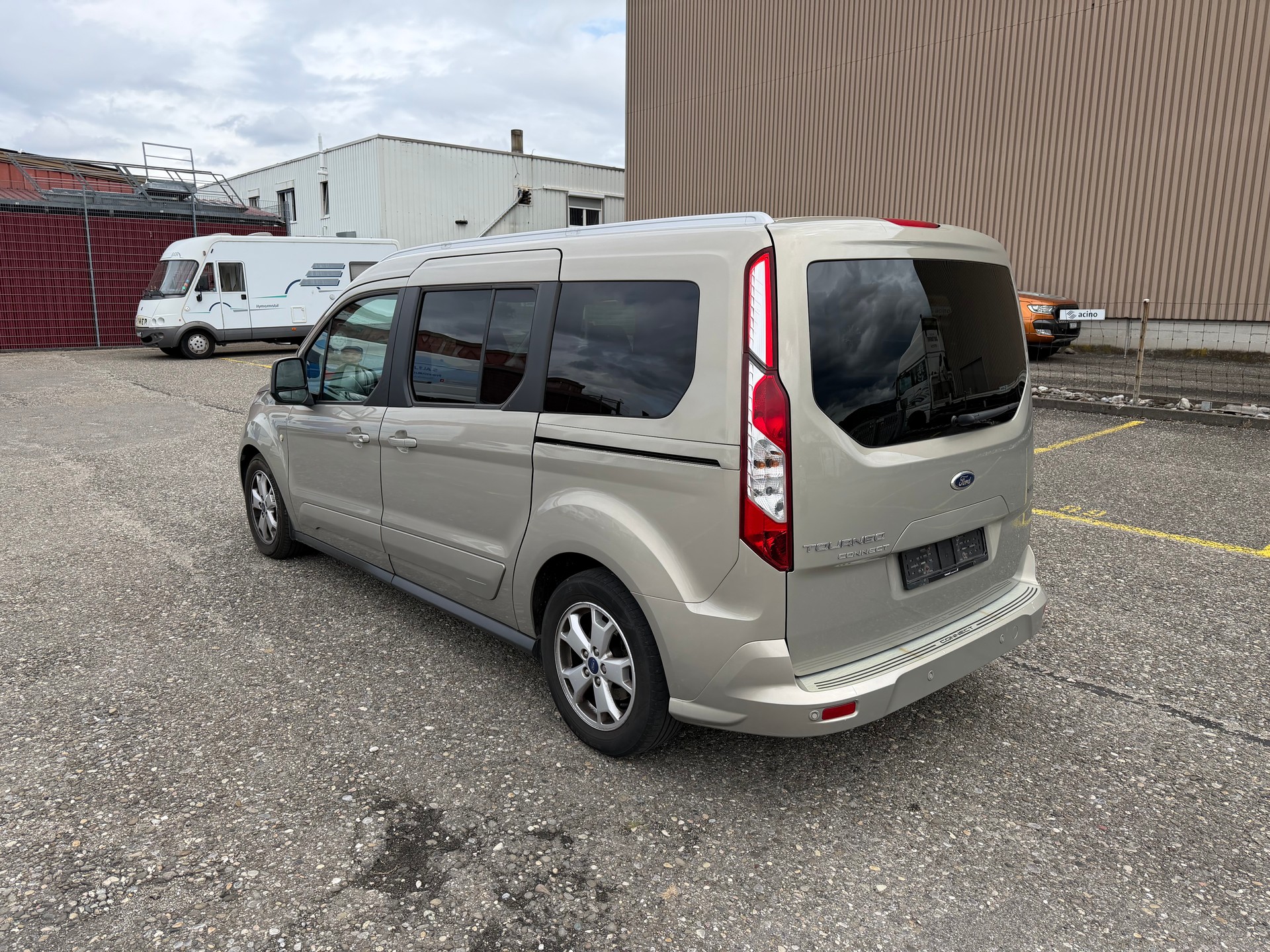FORD Grand Tourneo Connect 1.6 SCTi Titanium Automatic-image-7