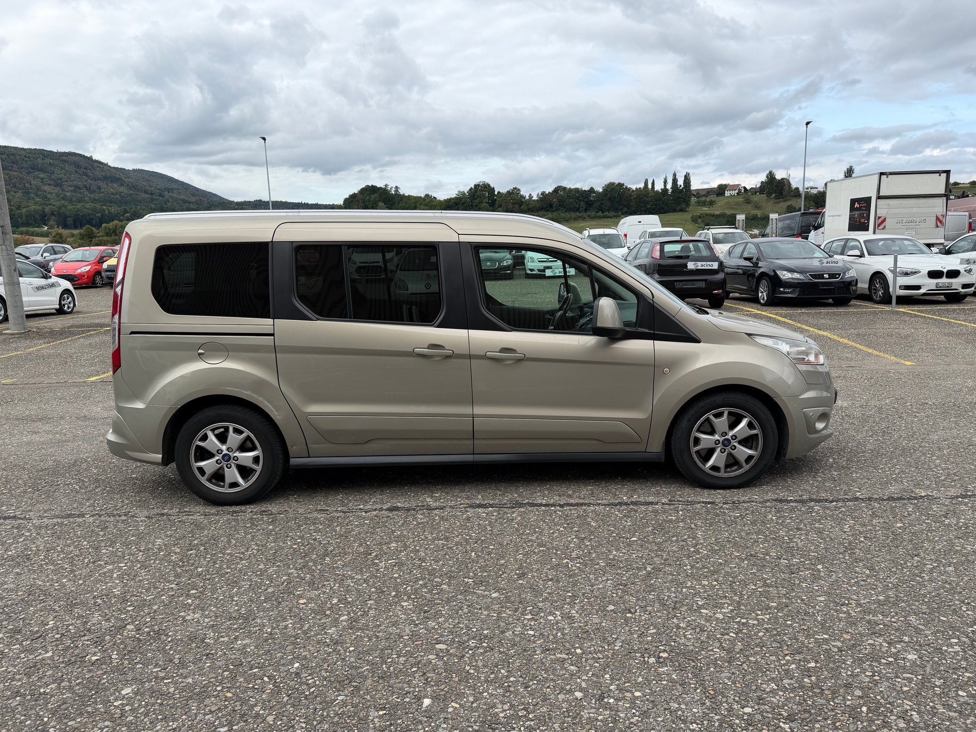 FORD Grand Tourneo Connect 1.6 SCTi Titanium Automatic-image-2
