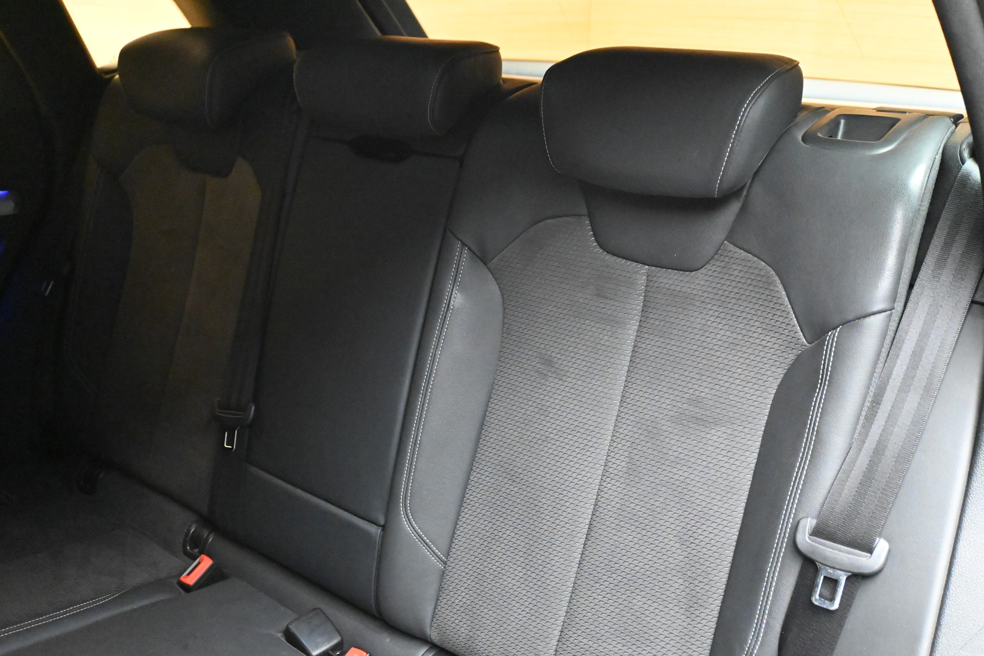 AUDI Q5 40 TDI sport quattro S-tronic *S-Line*-image-6