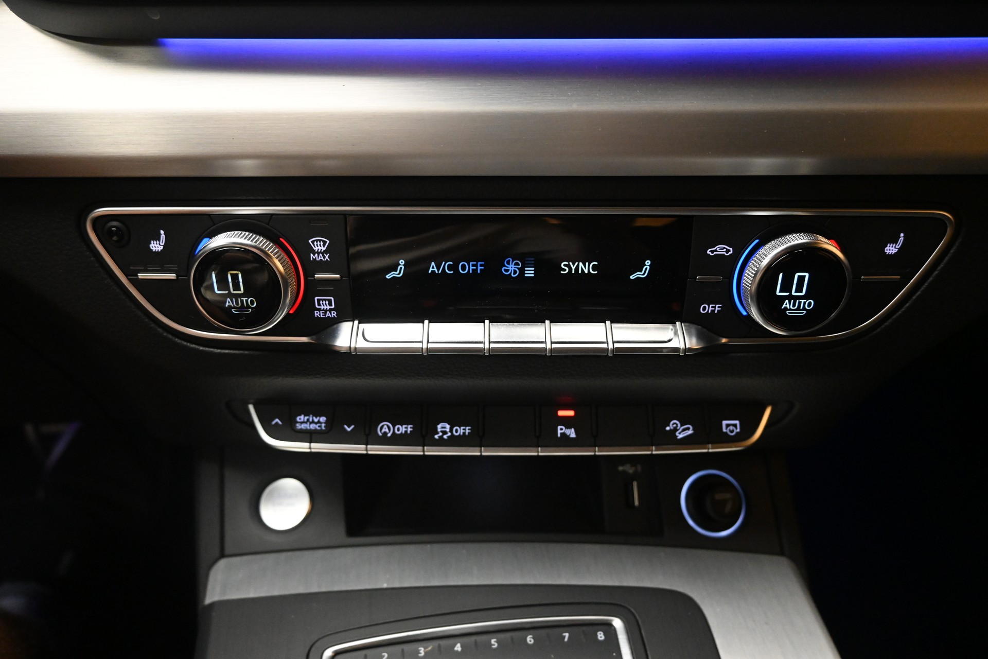 AUDI Q5 40 TDI sport quattro S-tronic *S-Line*-image-12