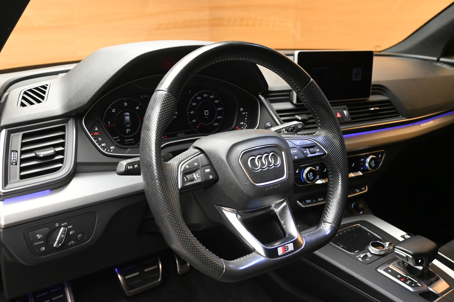 AUDI Q5 40 TDI sport quattro S-tronic *S-Line*-image-7