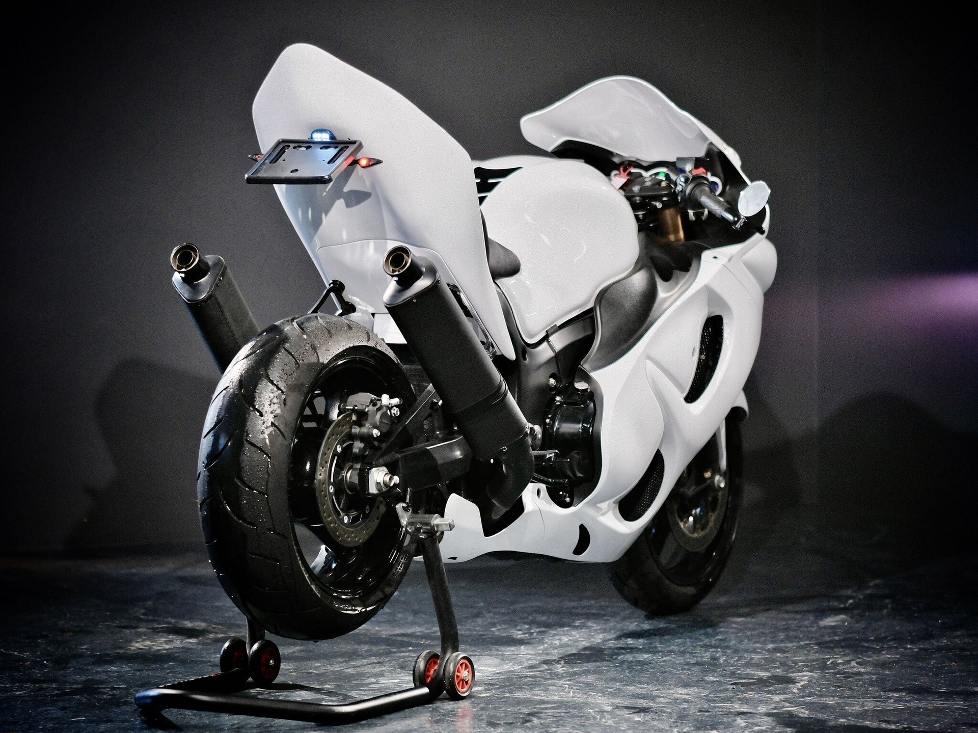 SUZUKI RZ Hayabusa K8 Streetfighter-showroom-element-2