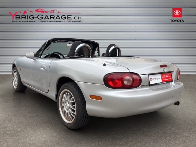 MAZDA MX-5 1.6i-16-image-2