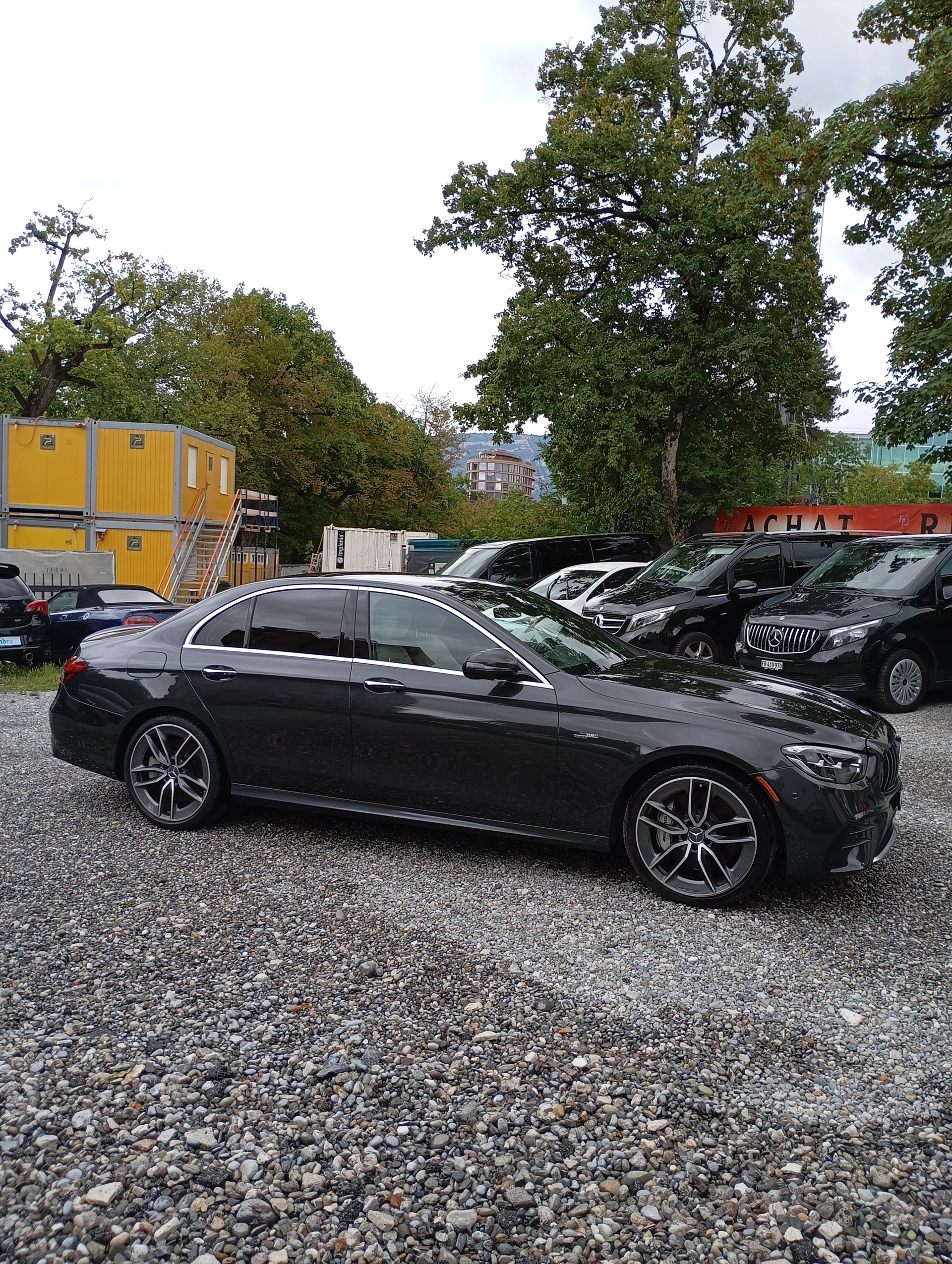 MERCEDES-BENZ AMG E53 4Matic-showroom-element-3