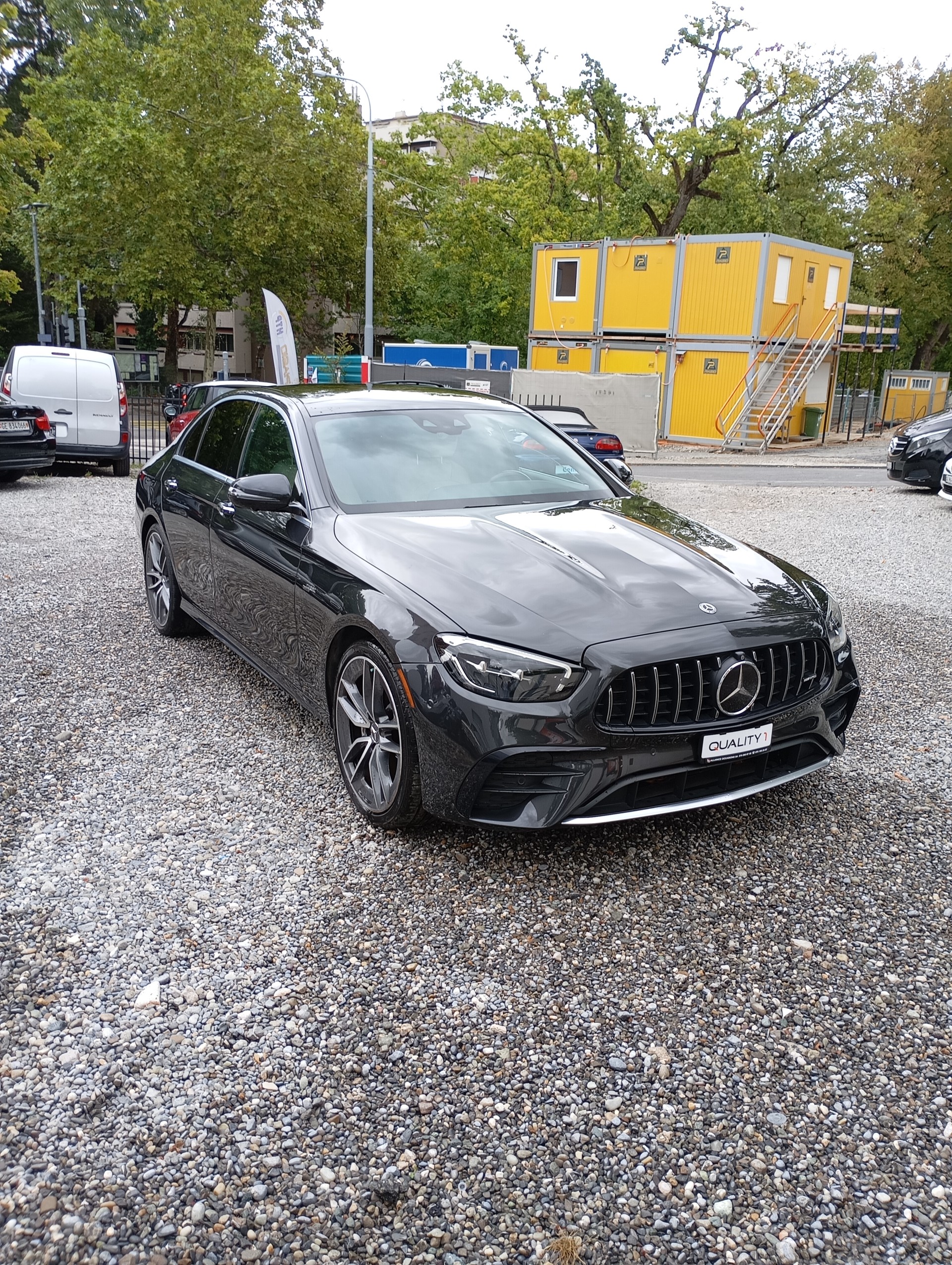 MERCEDES-BENZ AMG E53 4Matic-showroom-element-2