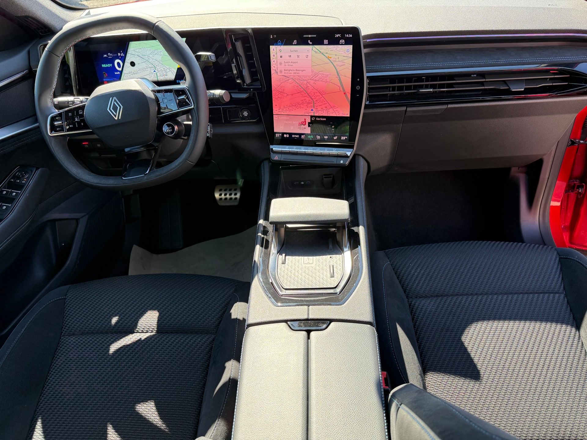 RENAULT Austral 1.2 HEV 200 Techno Esprit Alpine A-image-8