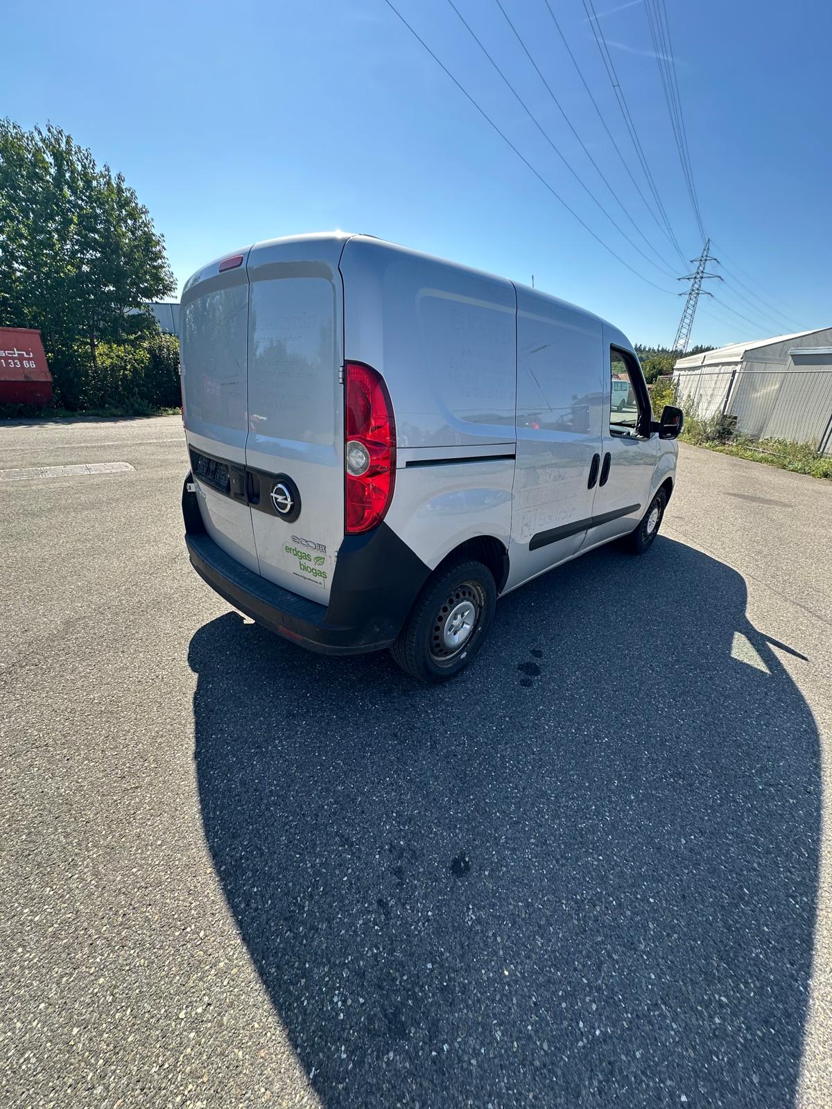 OPEL Combo 1.4 CNG Turbo ecoFLEX 2.4 L1H2-image-6