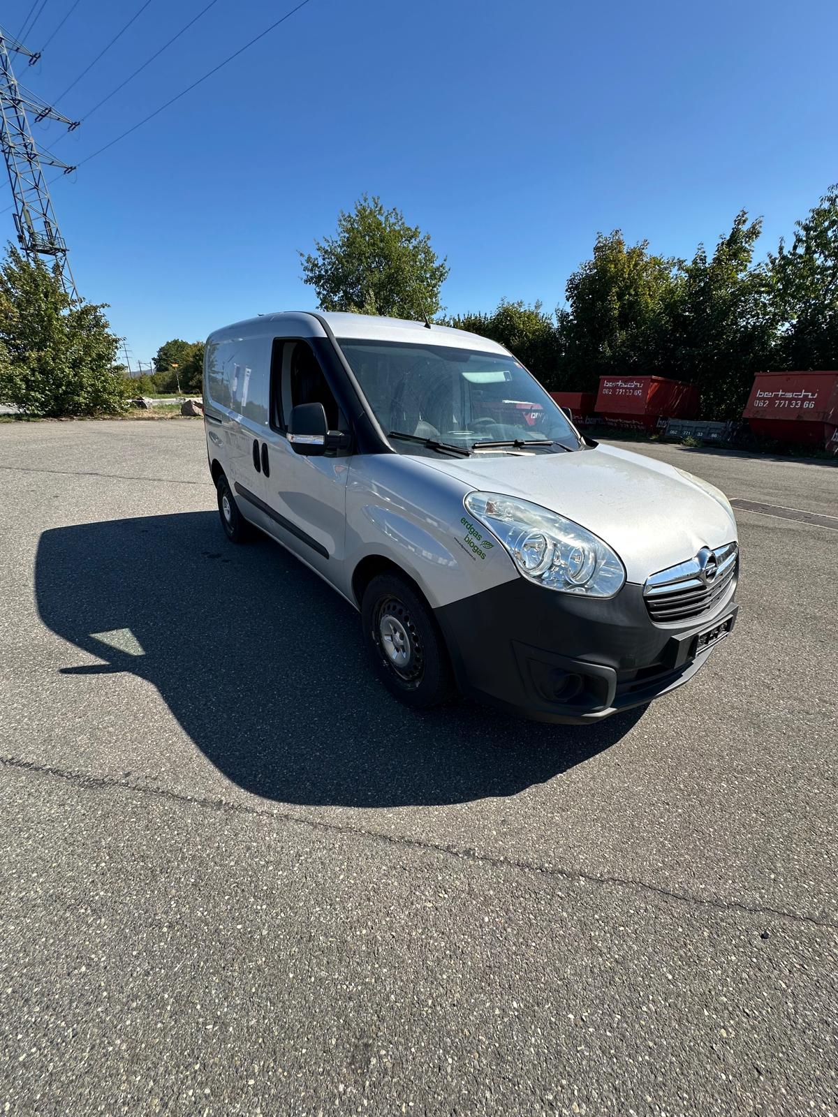 OPEL Combo 1.4 CNG Turbo ecoFLEX 2.4 L1H2-image-3