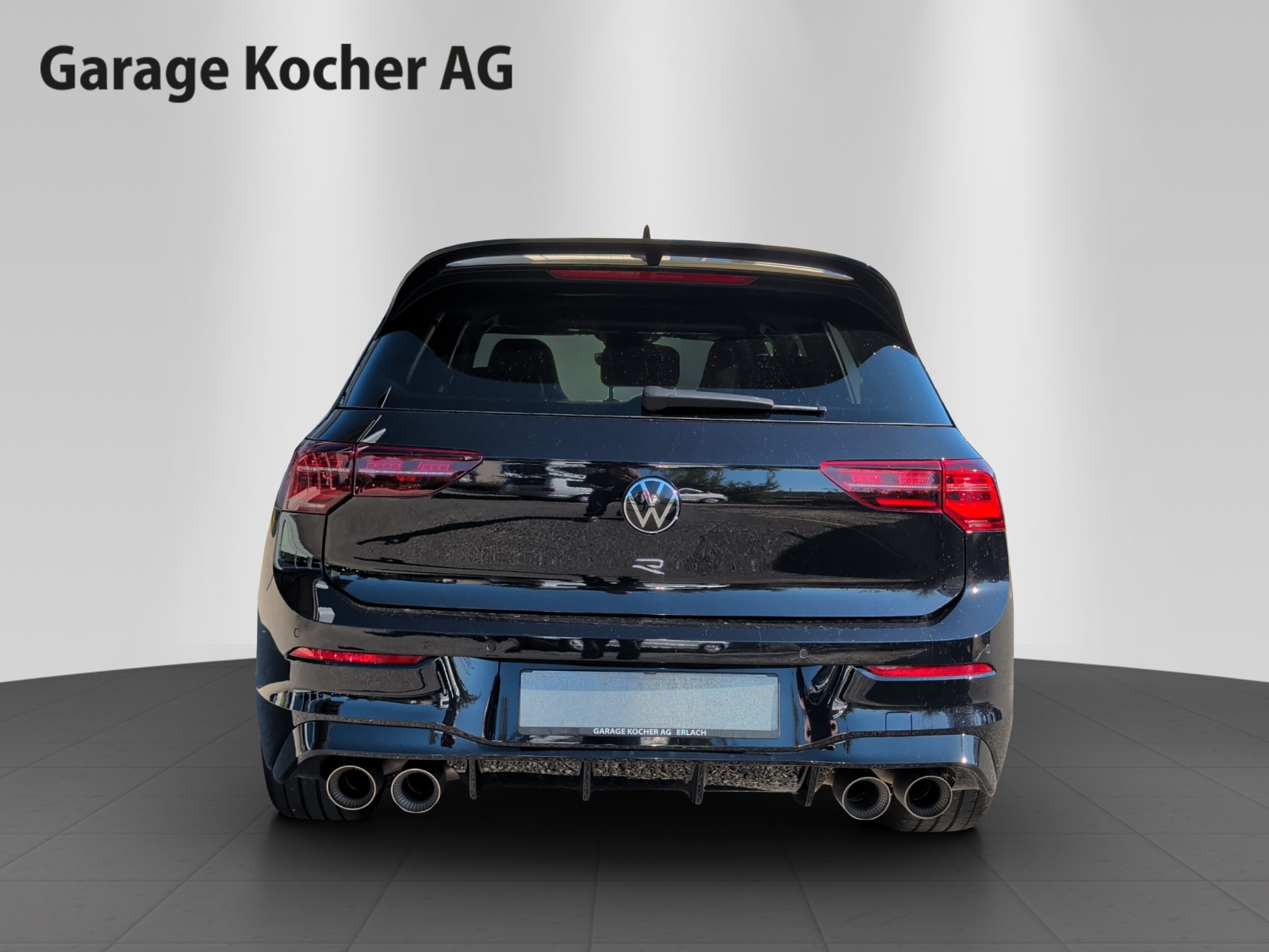 VW Golf 2.0 TSI R DSG 4Motion-image-3