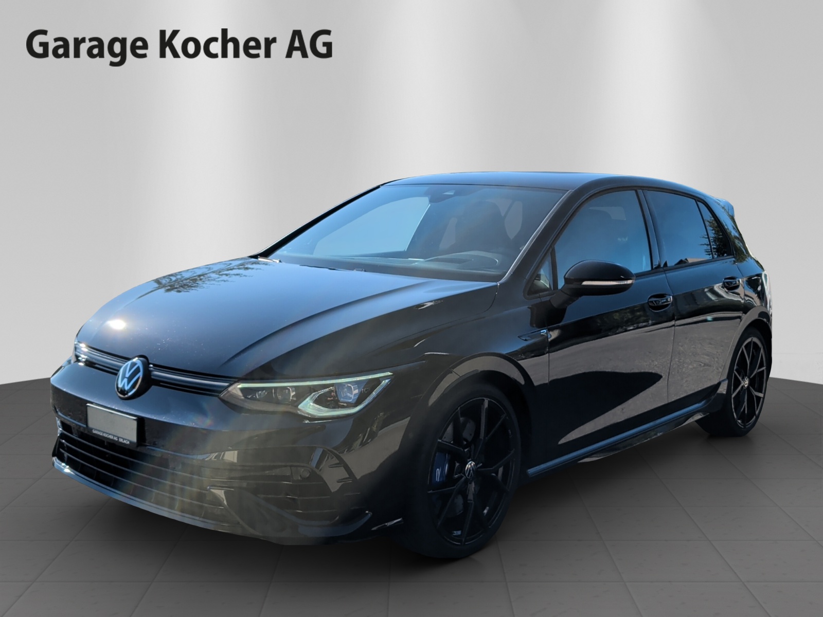 VW Golf 2.0 TSI R DSG 4Motion-image-0