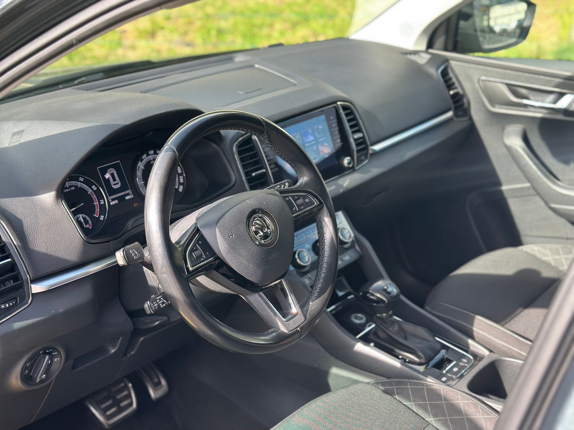SKODA Karoq 1.5 TSI ACT Ambition DSG-image-10