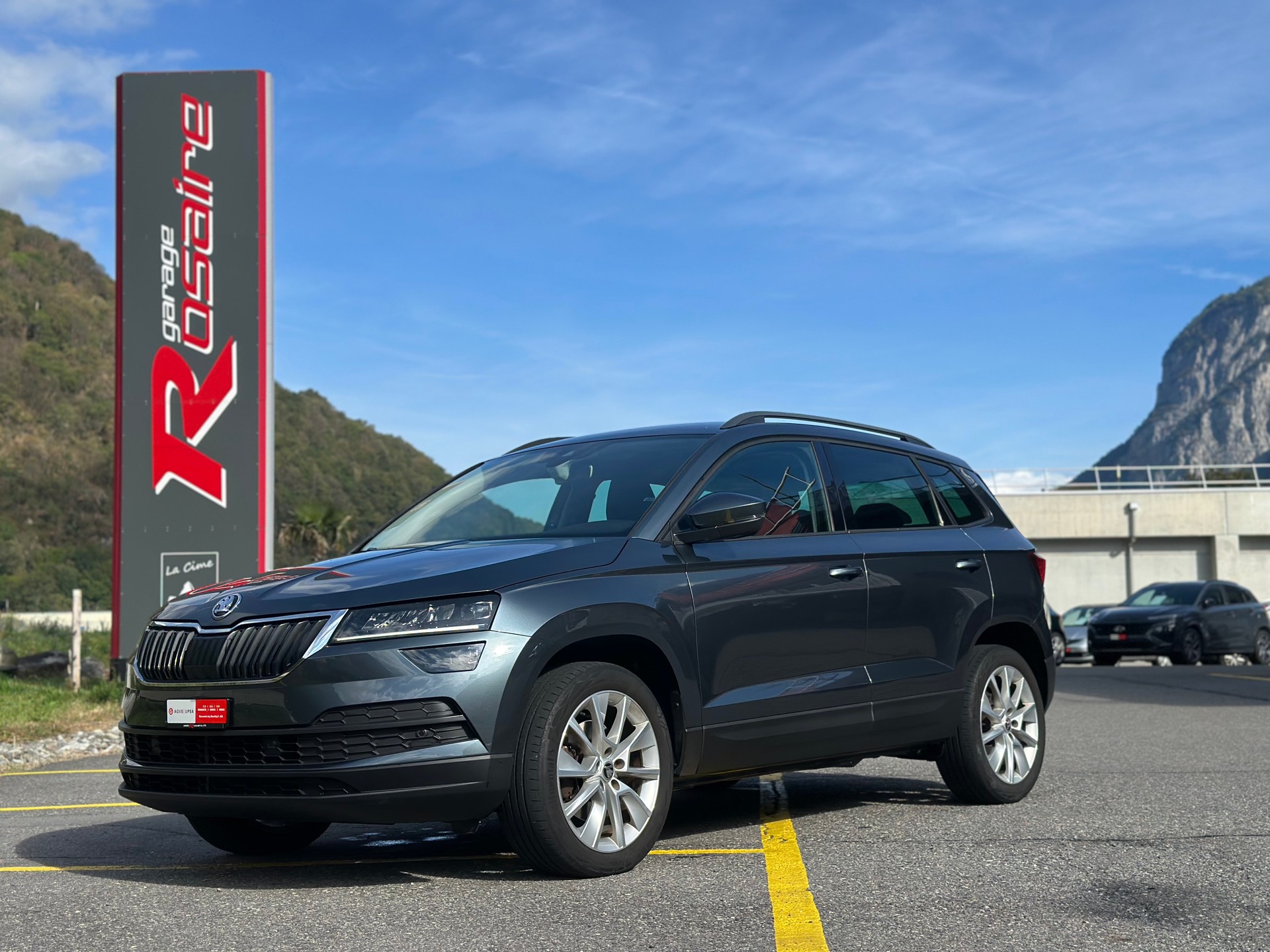 SKODA Karoq 1.5 TSI ACT Ambition DSG-image-0