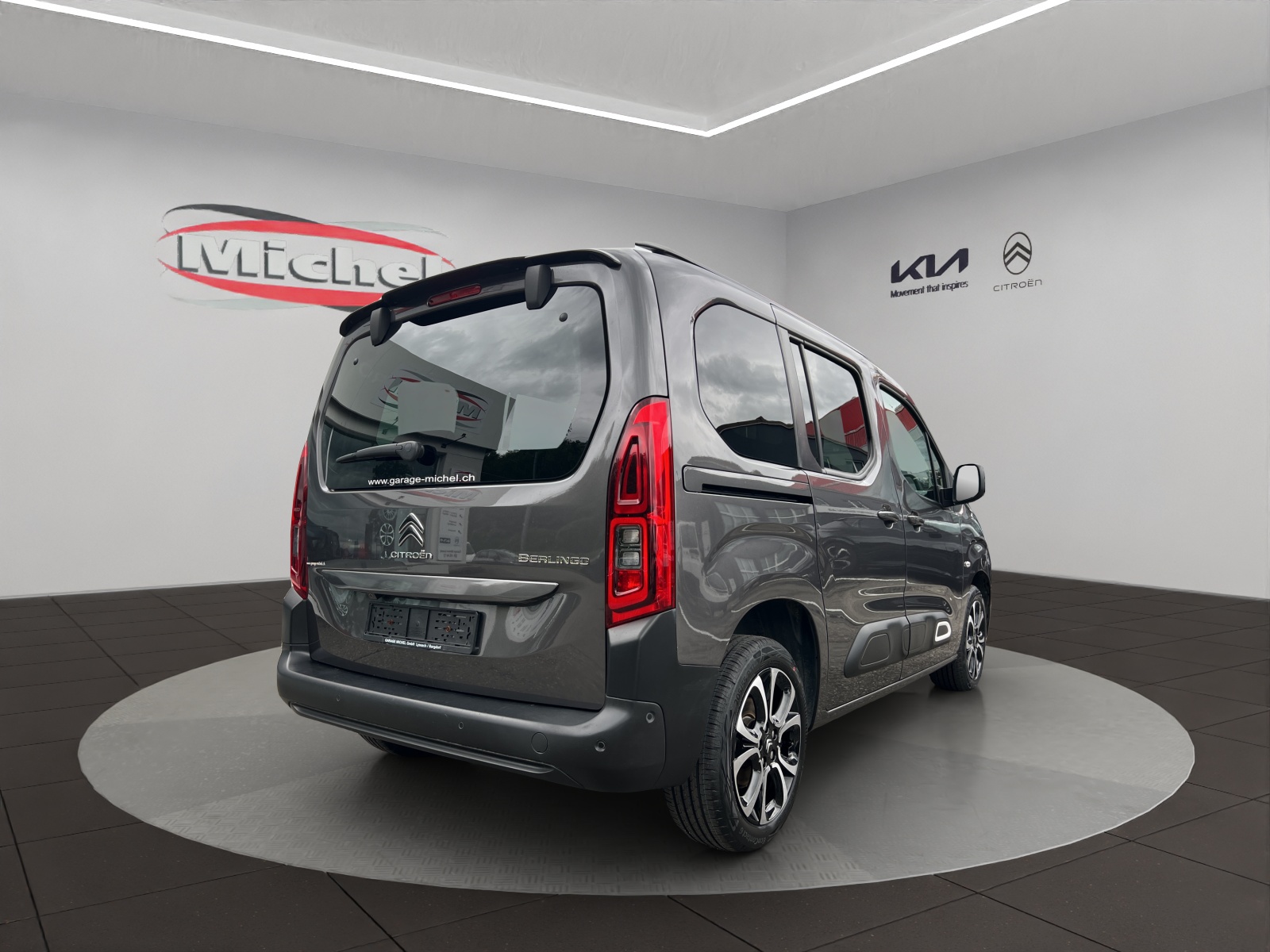CITROEN Berlingo 1.5 BlueHDi 130 Shine EAT8 / Rückfahrkamera / Totwinkelassistent / inkl. Winterräder / CH-Herstellergarantie-image-5