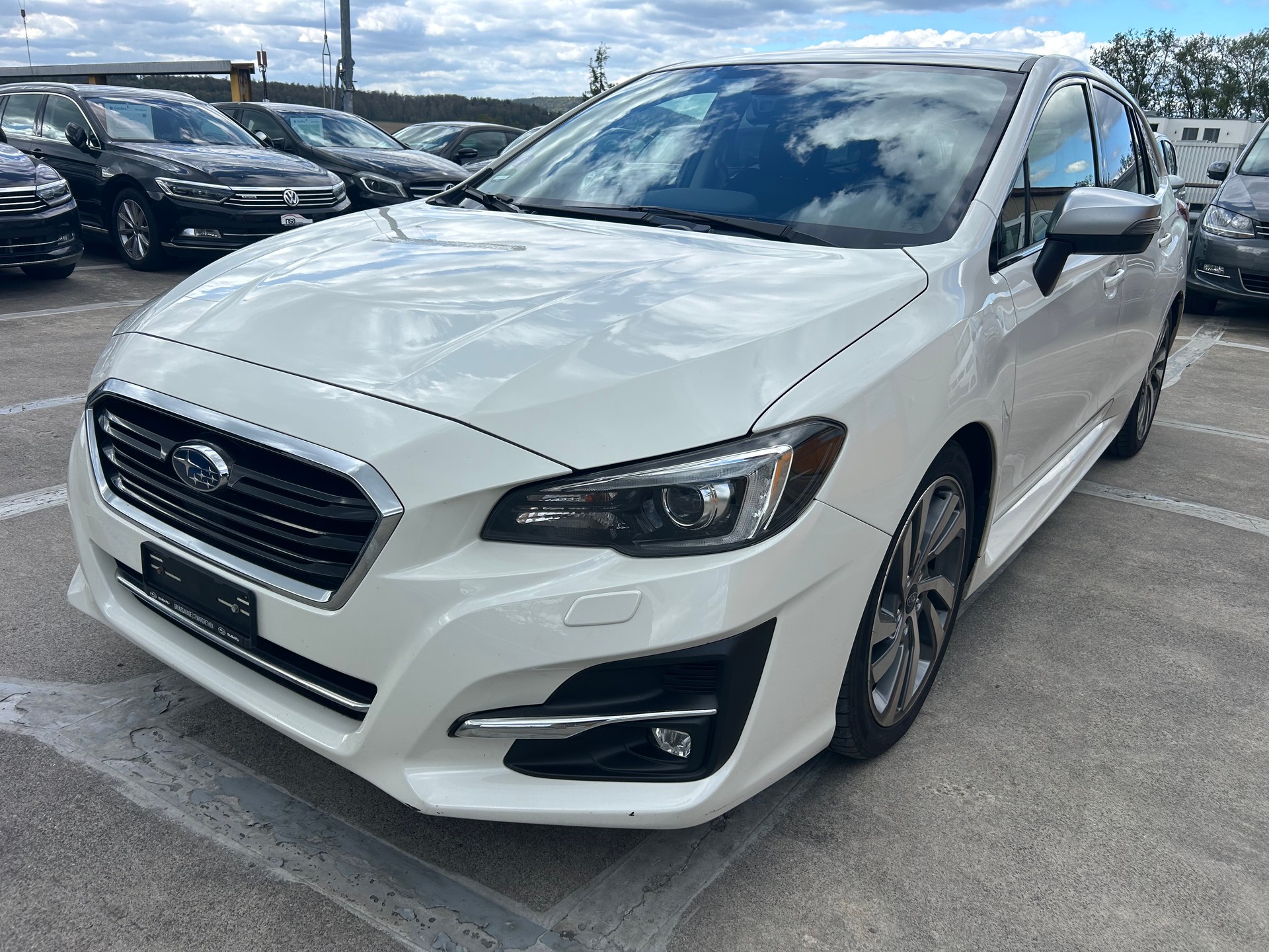 SUBARU Levorg 2.0i Swiss Plus AWD Lineartronic-image-0